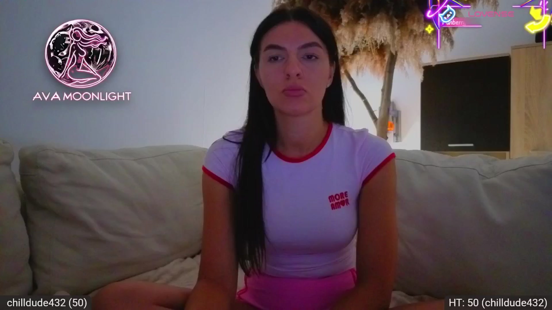 Gallery image thumbnail from AvaMoonlight's myfreecams stream on, 08/20/2025, 24:40 image 11 of 20