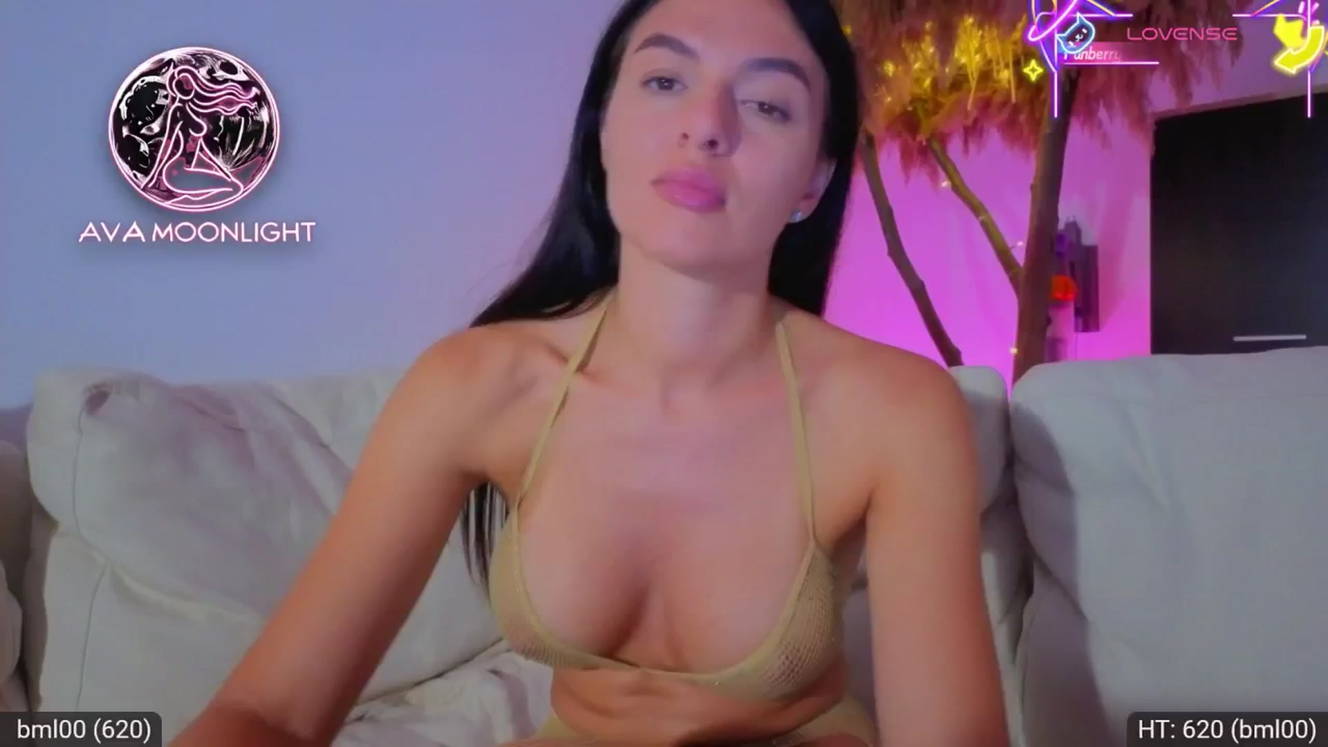 Gallery image thumbnail from AvaMoonlight's myfreecams stream on, 08/21/2025, 24:43 image 1 of 20