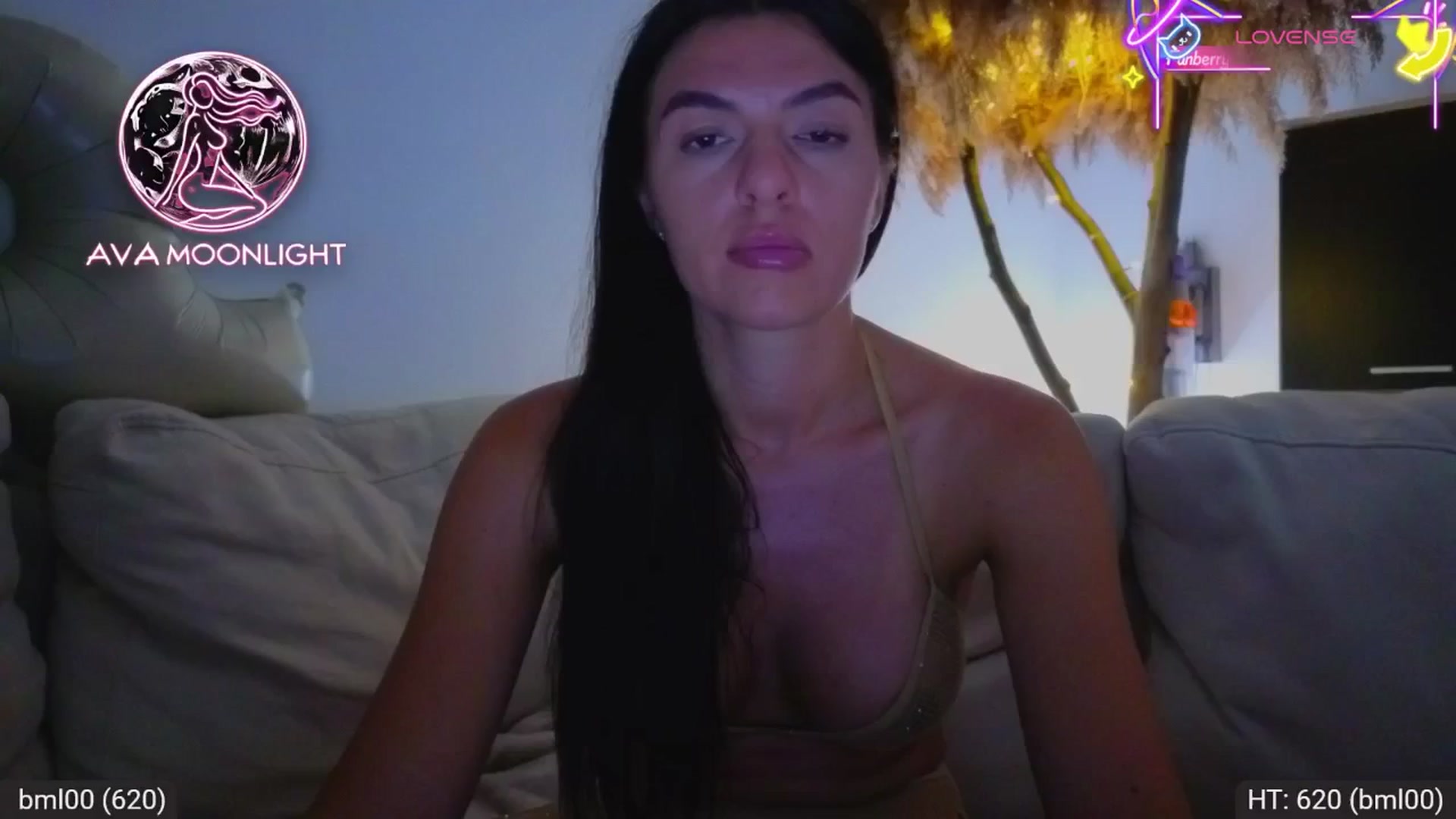 Gallery image thumbnail from AvaMoonlight's myfreecams stream on, 08/21/2025, 24:43 image 7 of 20