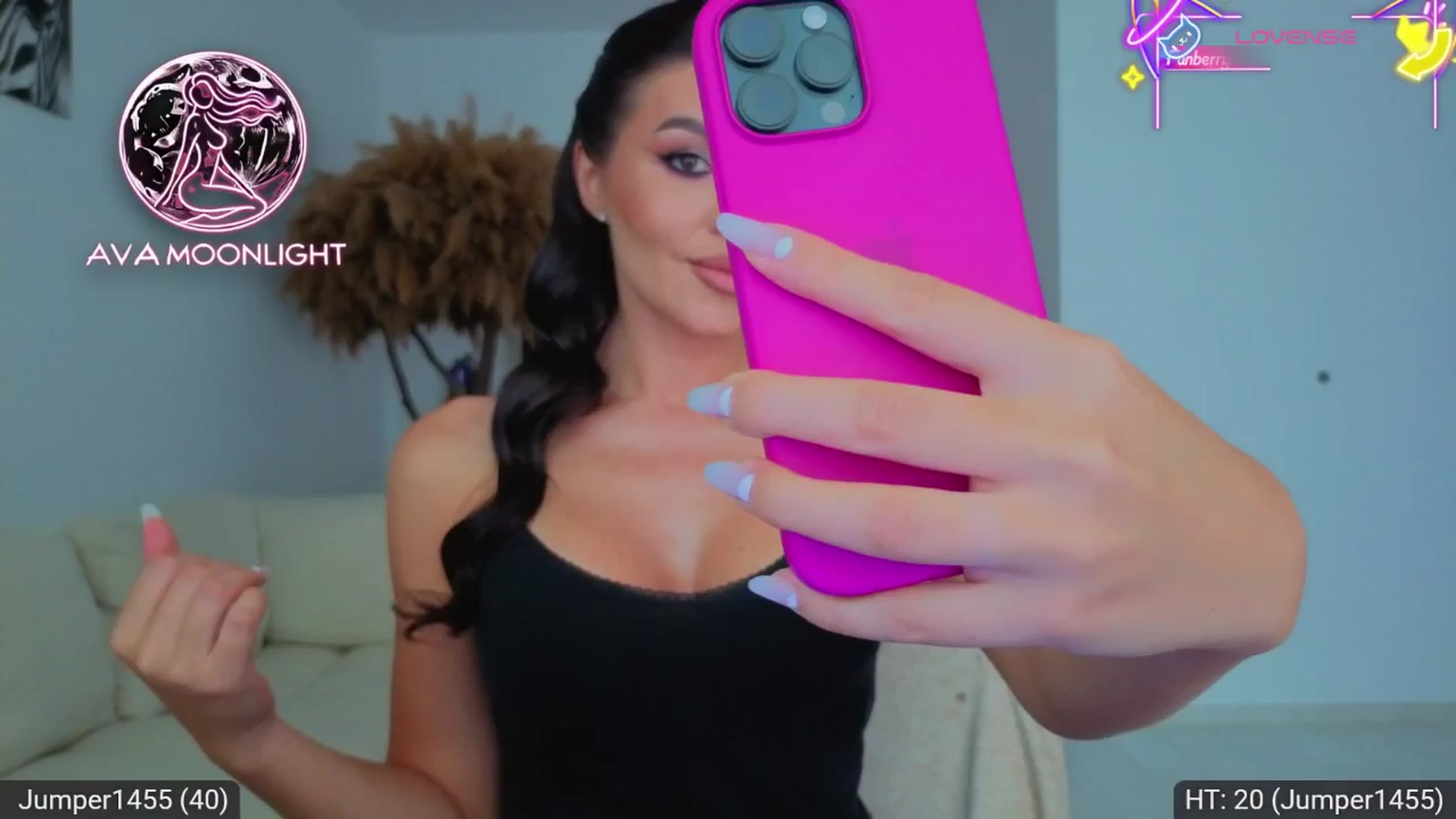 Gallery image thumbnail from AvaMoonlight's myfreecams stream on, 08/23/2025, 15:36 image 4 of 20