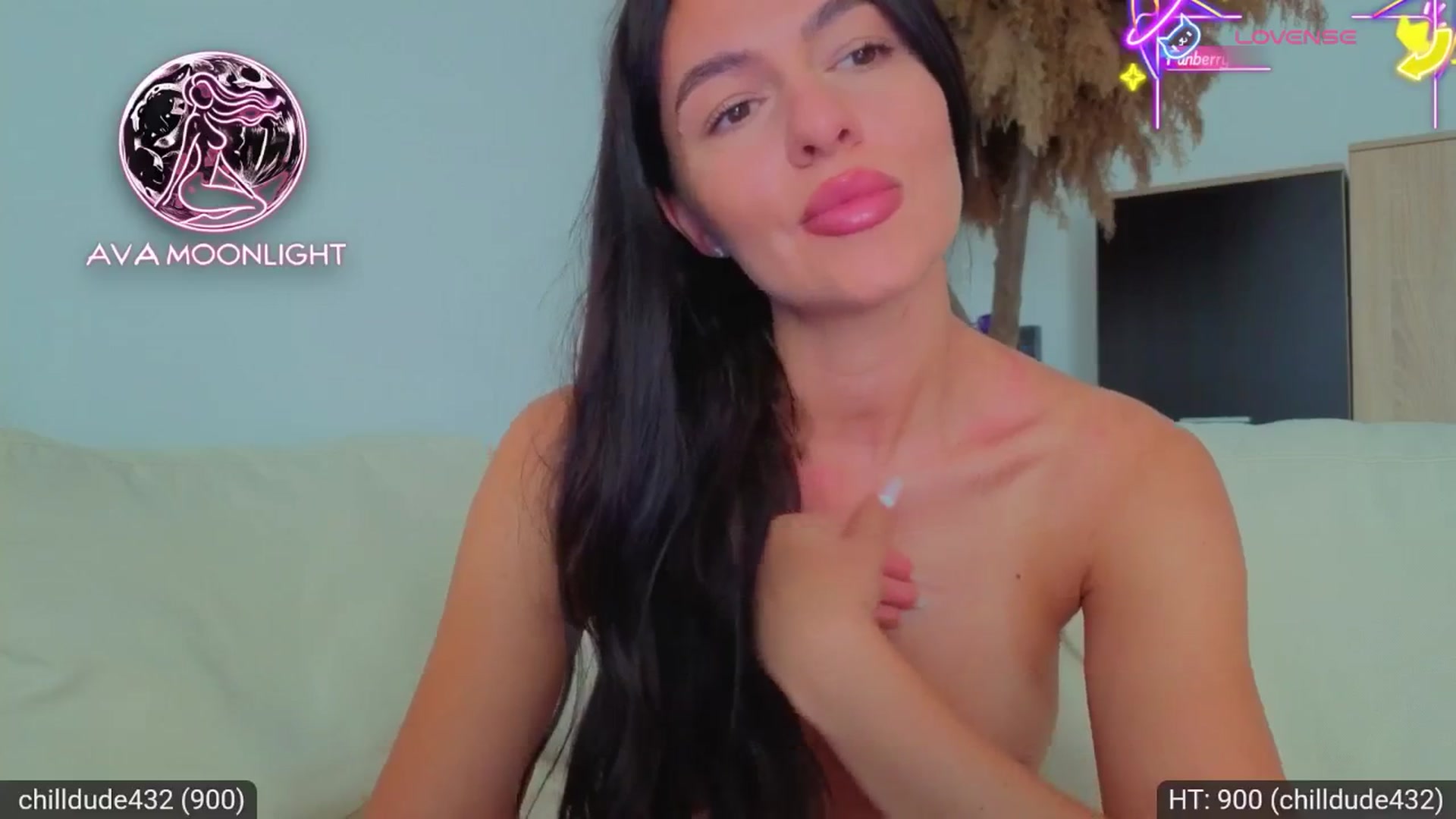 Gallery image thumbnail from AvaMoonlight's myfreecams stream on, 08/25/2025, 15:54 image 19 of 20