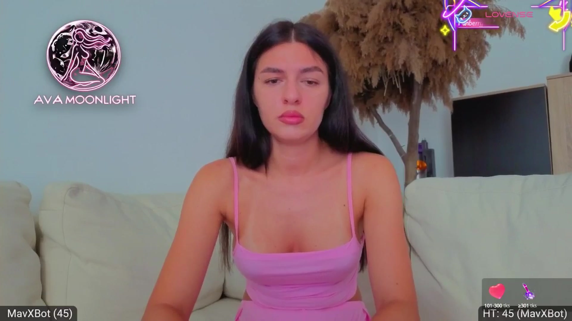 Gallery image thumbnail from AvaMoonlight's myfreecams stream on, 08/26/2025, 16:05 image 16 of 20