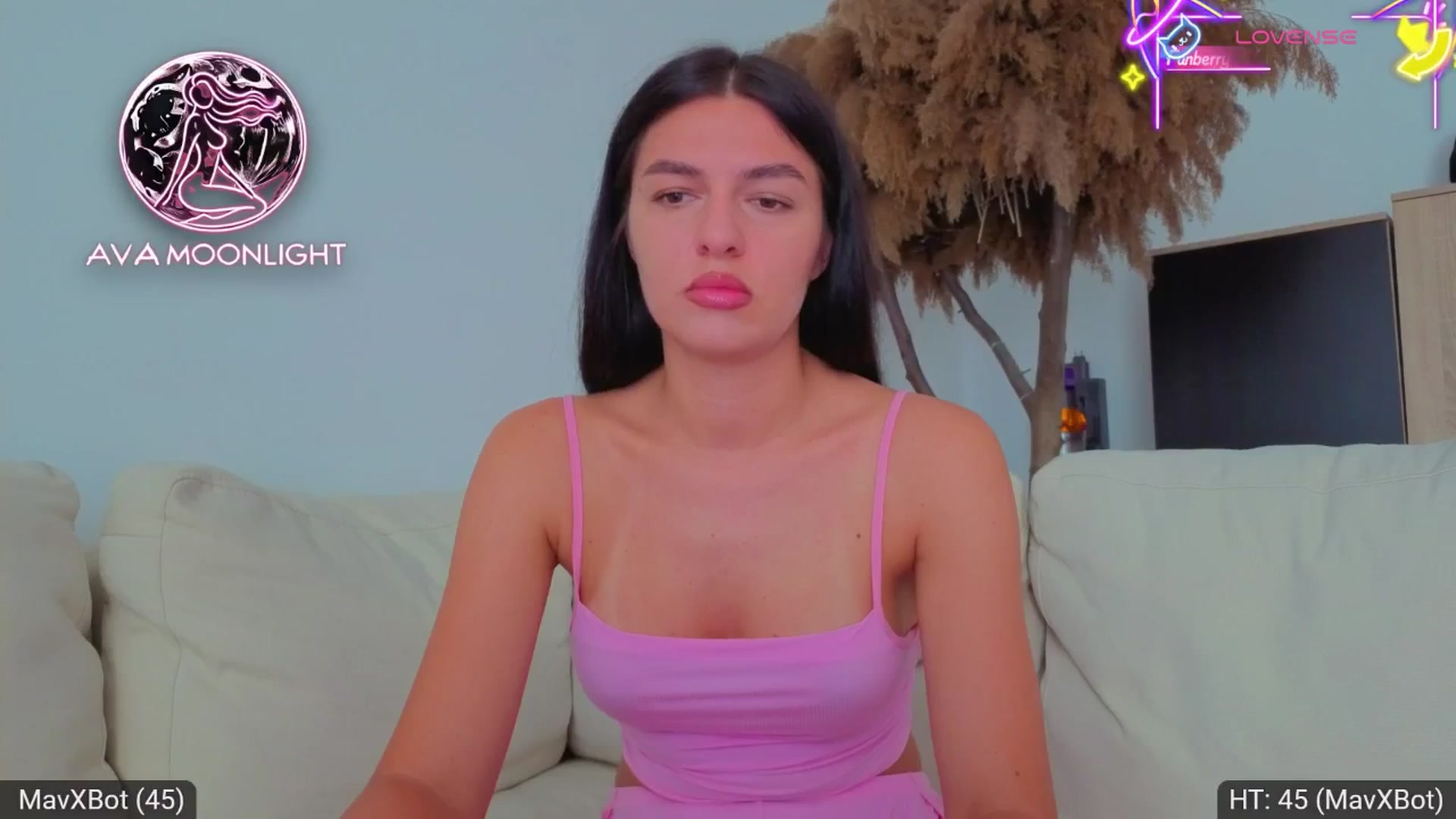 Gallery image thumbnail from AvaMoonlight's myfreecams stream on, 08/26/2025, 16:05 image 10 of 20