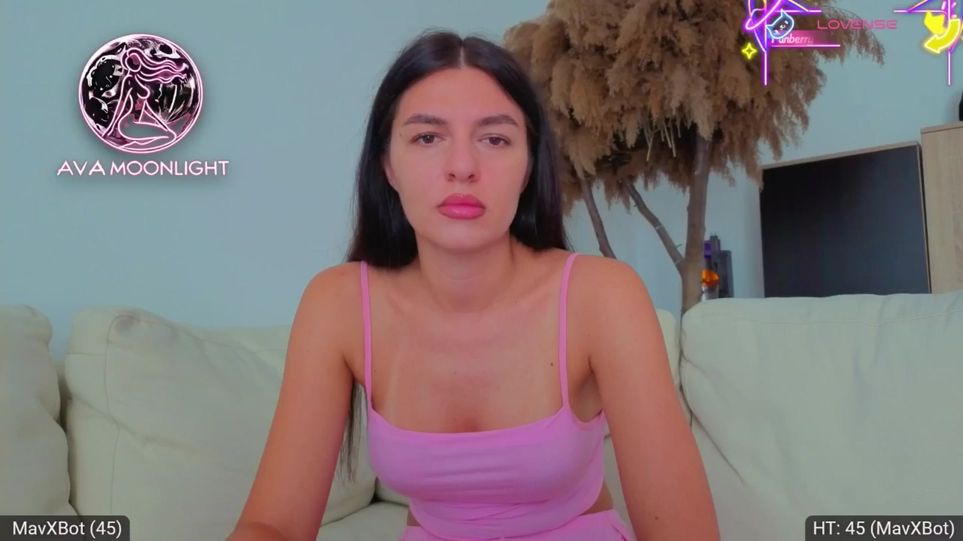 Gallery image thumbnail from AvaMoonlight's myfreecams stream on, 08/26/2025, 16:05 image 13 of 20