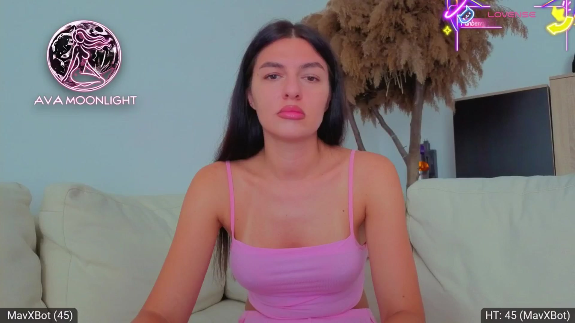 Gallery image thumbnail from AvaMoonlight's myfreecams stream on, 08/26/2025, 16:05 image 15 of 20