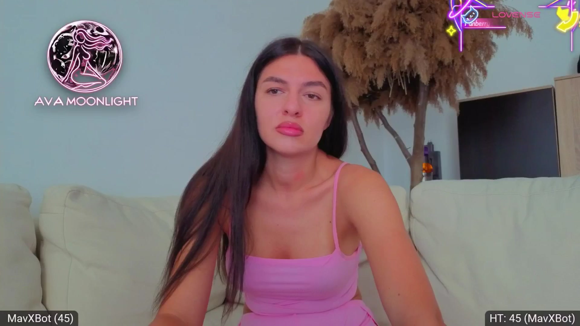 Gallery image thumbnail from AvaMoonlight's myfreecams stream on, 08/26/2025, 16:05 image 18 of 20