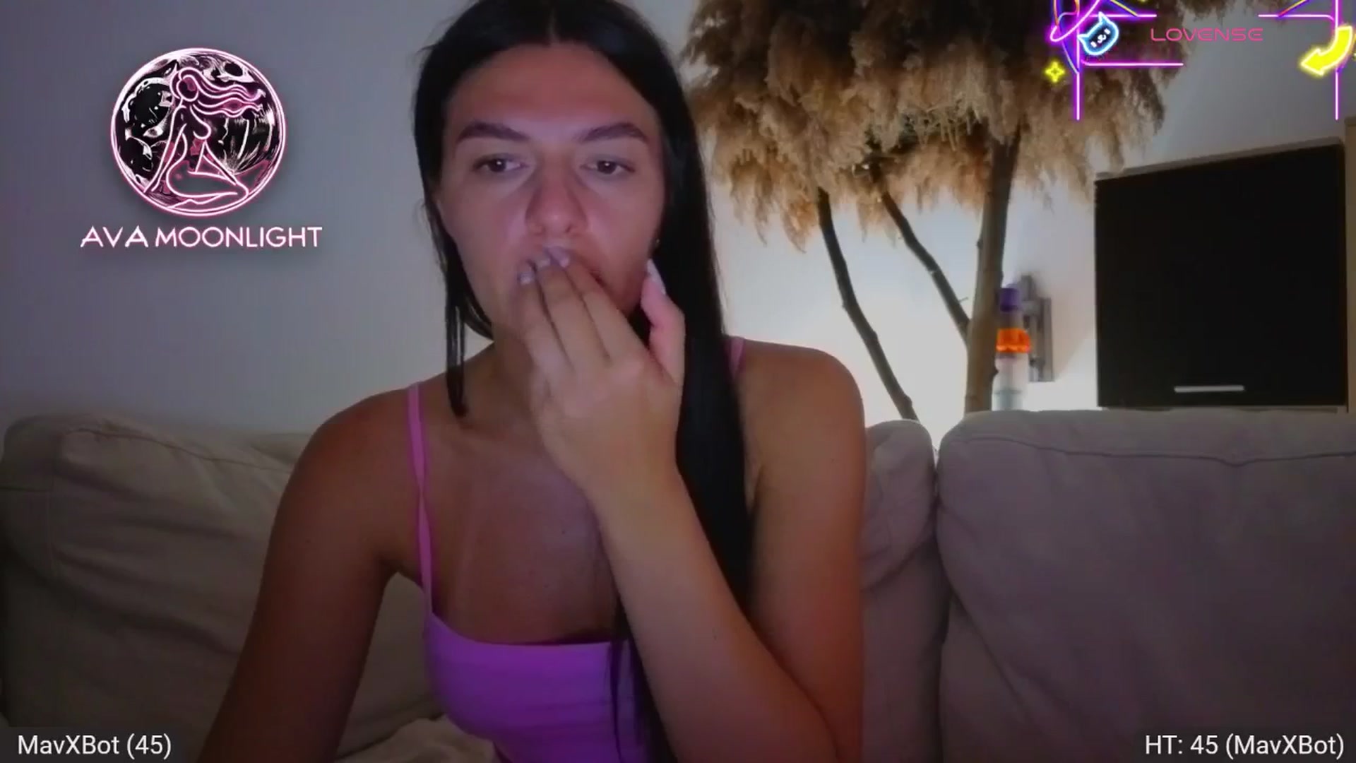 Gallery image thumbnail from AvaMoonlight's myfreecams stream on, 08/26/2025, 23:42 image 3 of 20