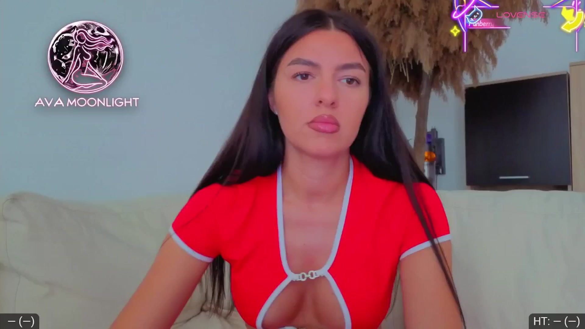 Gallery image thumbnail from AvaMoonlight's myfreecams stream on, 08/27/2025, 14:38 image 8 of 20