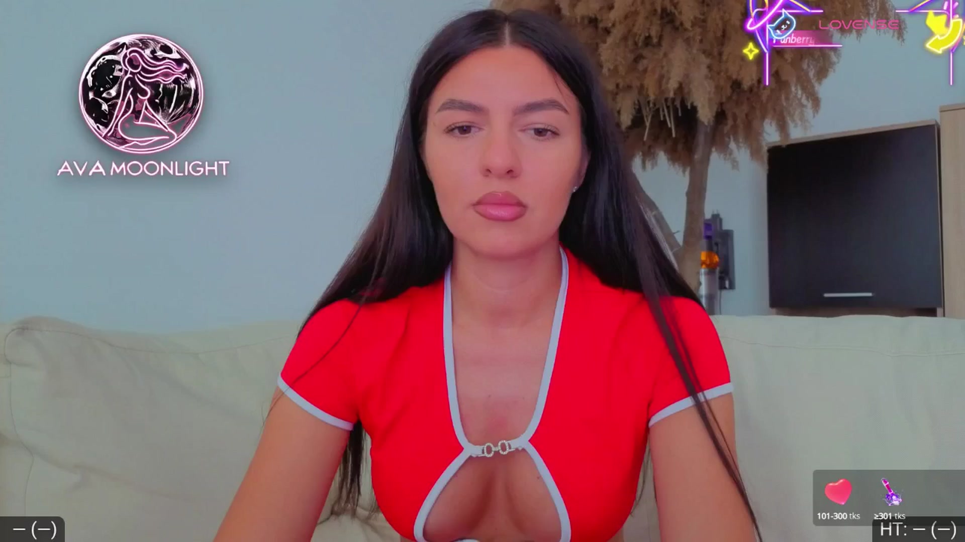 Gallery image thumbnail from AvaMoonlight's myfreecams stream on, 08/27/2025, 14:38 image 9 of 20