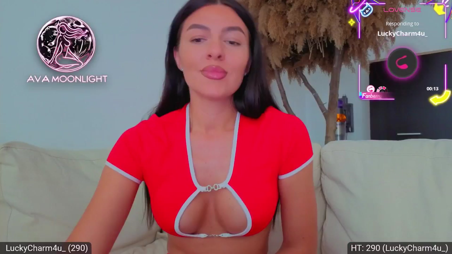 Gallery image thumbnail from AvaMoonlight's myfreecams stream on, 08/27/2025, 15:31 image 10 of 20