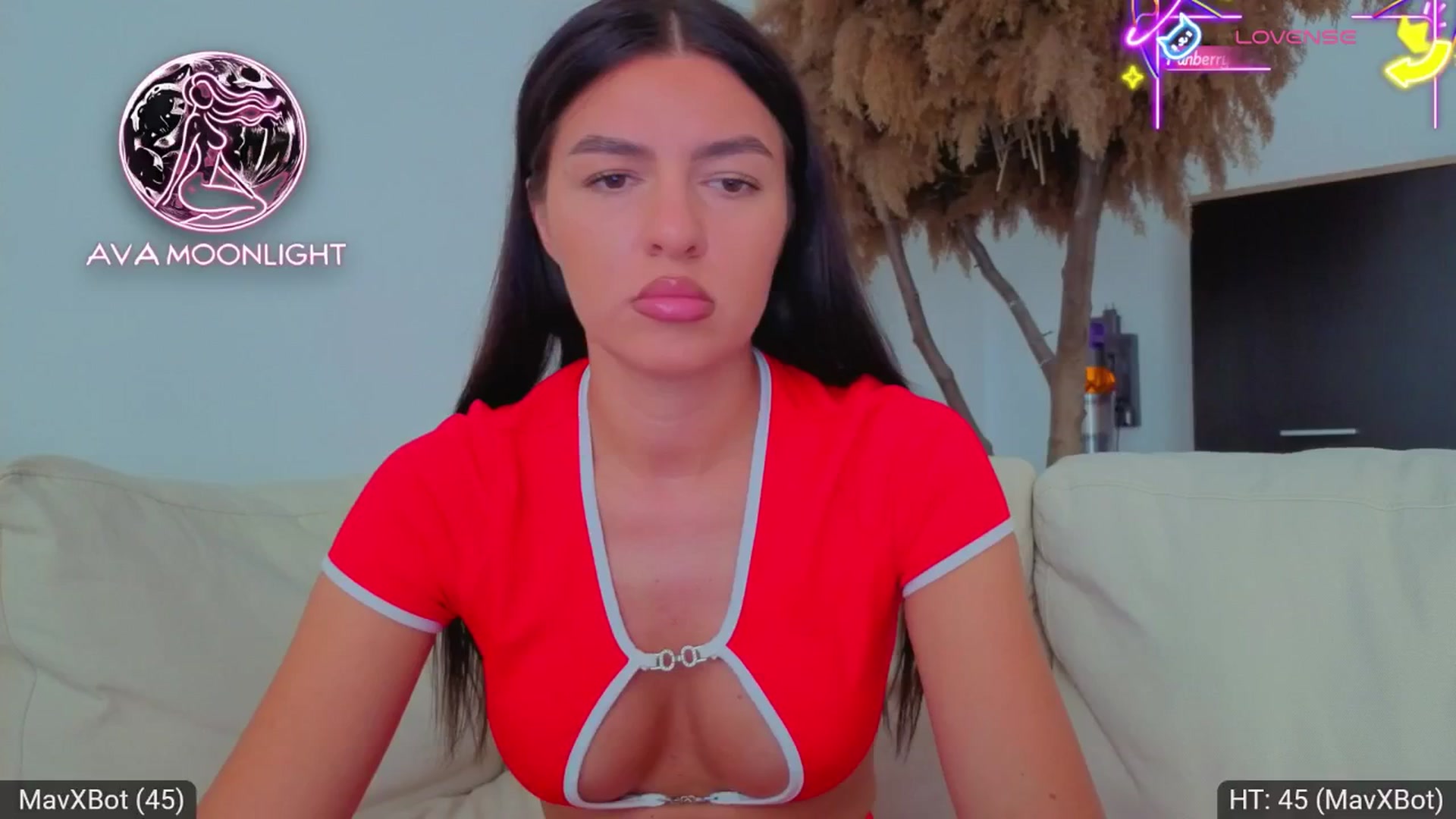 Gallery image thumbnail from AvaMoonlight's myfreecams stream on, 08/27/2025, 15:31 image 7 of 20