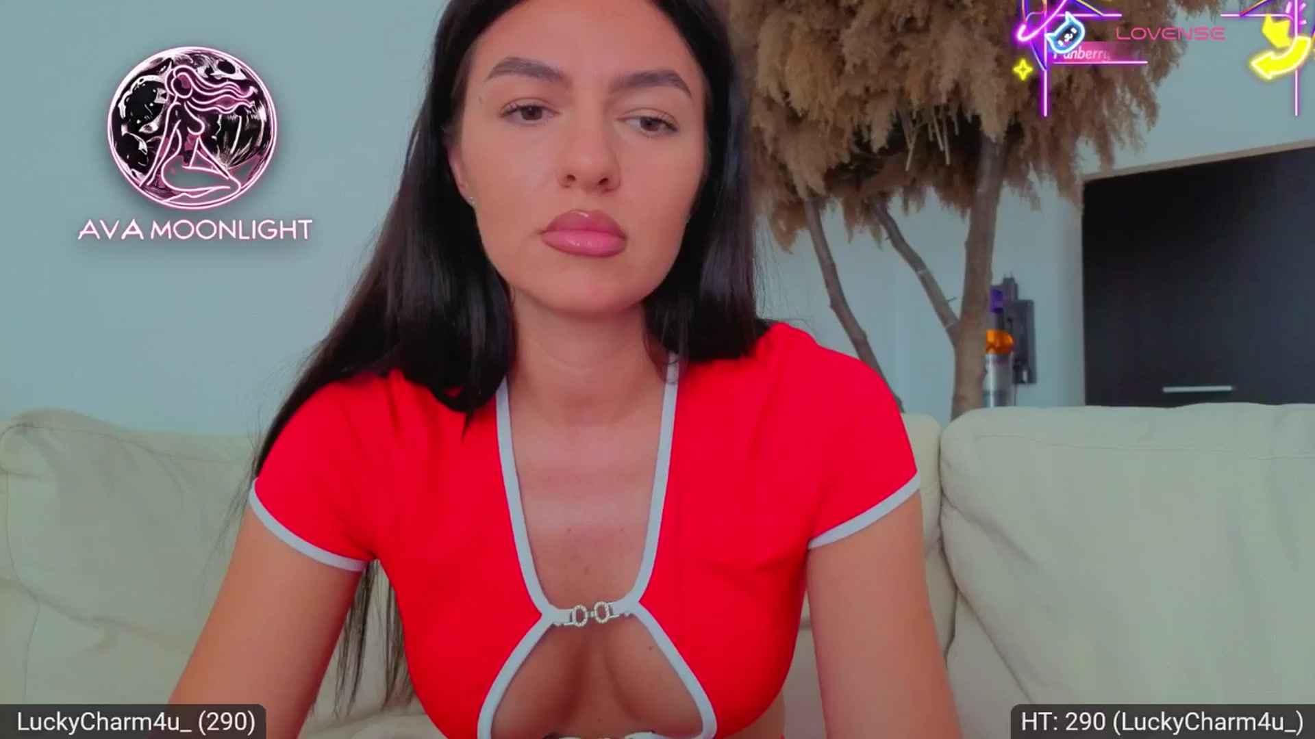 Gallery image thumbnail from AvaMoonlight's myfreecams stream on, 08/27/2025, 16:04 image 1 of 20