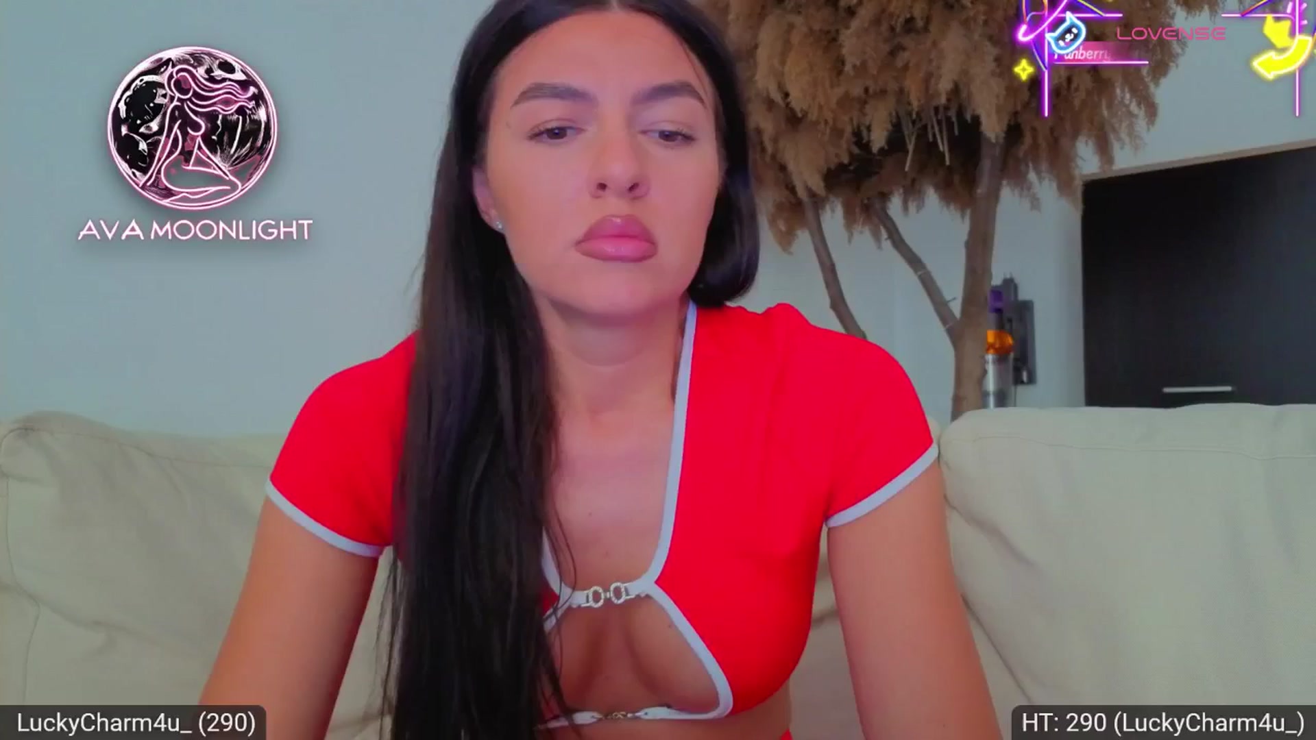 Gallery image thumbnail from AvaMoonlight's myfreecams stream on, 08/27/2025, 16:04 image 14 of 20