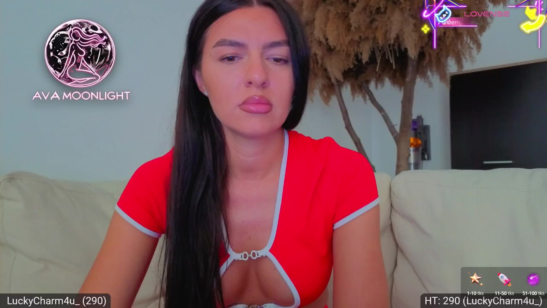 Gallery image thumbnail from AvaMoonlight's myfreecams stream on, 08/27/2025, 16:04 image 13 of 20