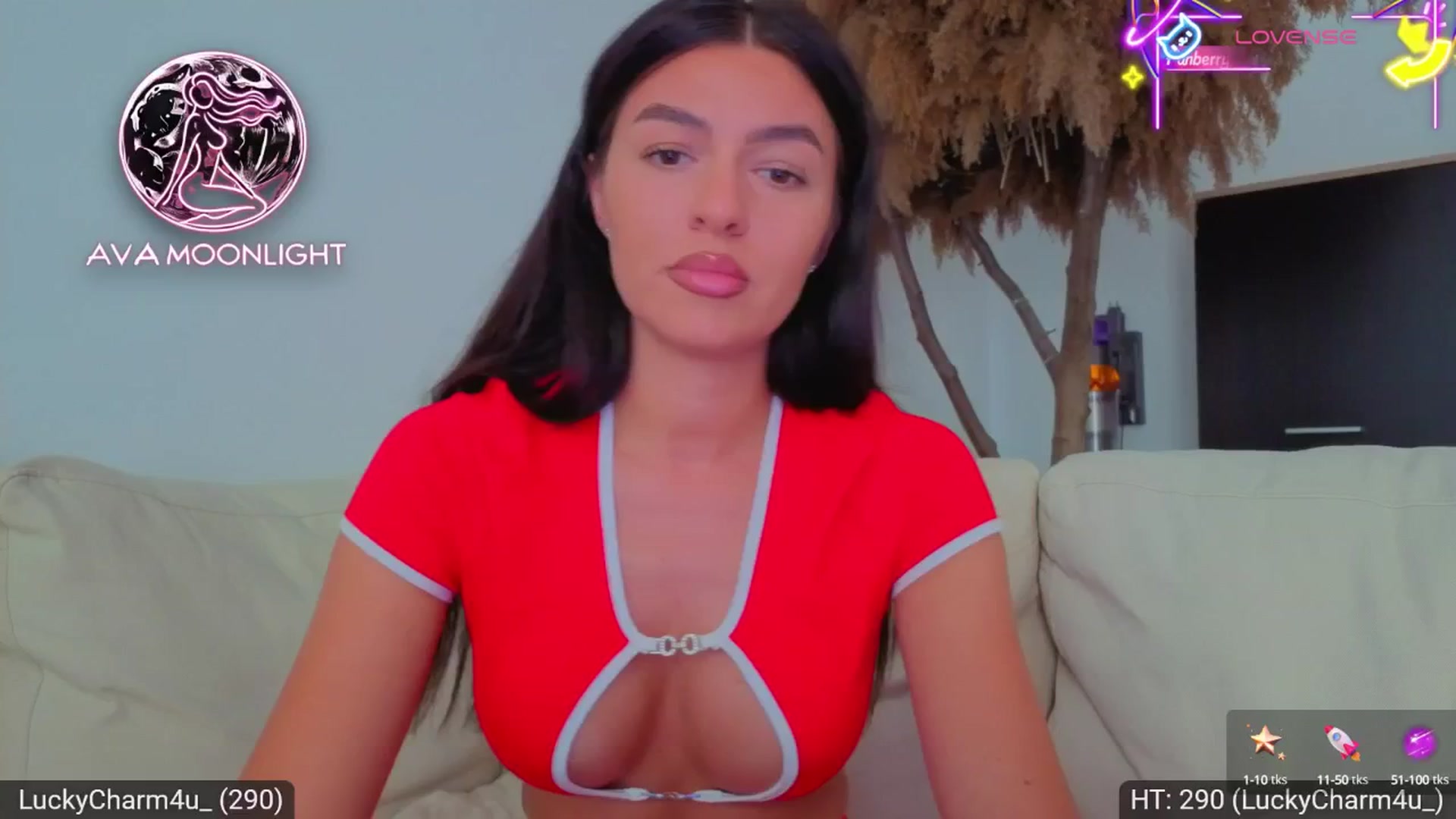 Gallery image thumbnail from AvaMoonlight's myfreecams stream on, 08/27/2025, 16:04 image 3 of 20