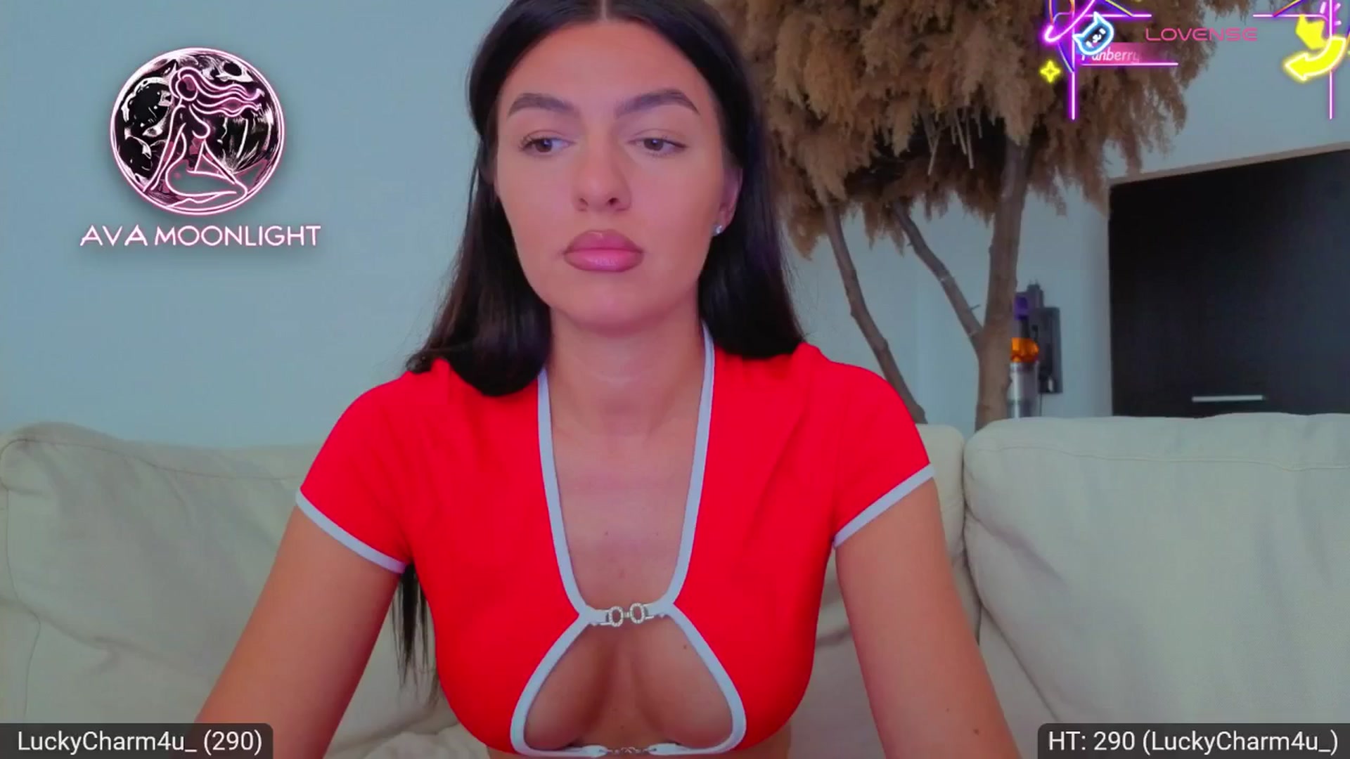 Gallery image thumbnail from AvaMoonlight's myfreecams stream on, 08/27/2025, 16:04 image 2 of 20
