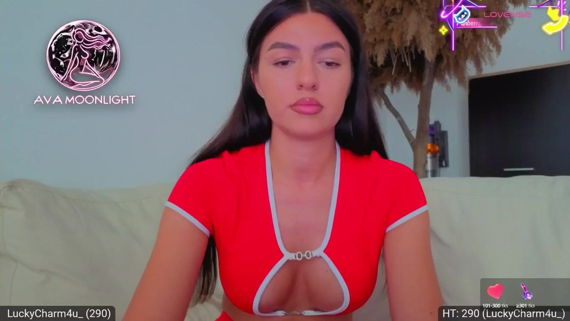 Gallery image thumbnail from AvaMoonlight's myfreecams stream on, 08/27/2025, 16:04 image 7 of 20