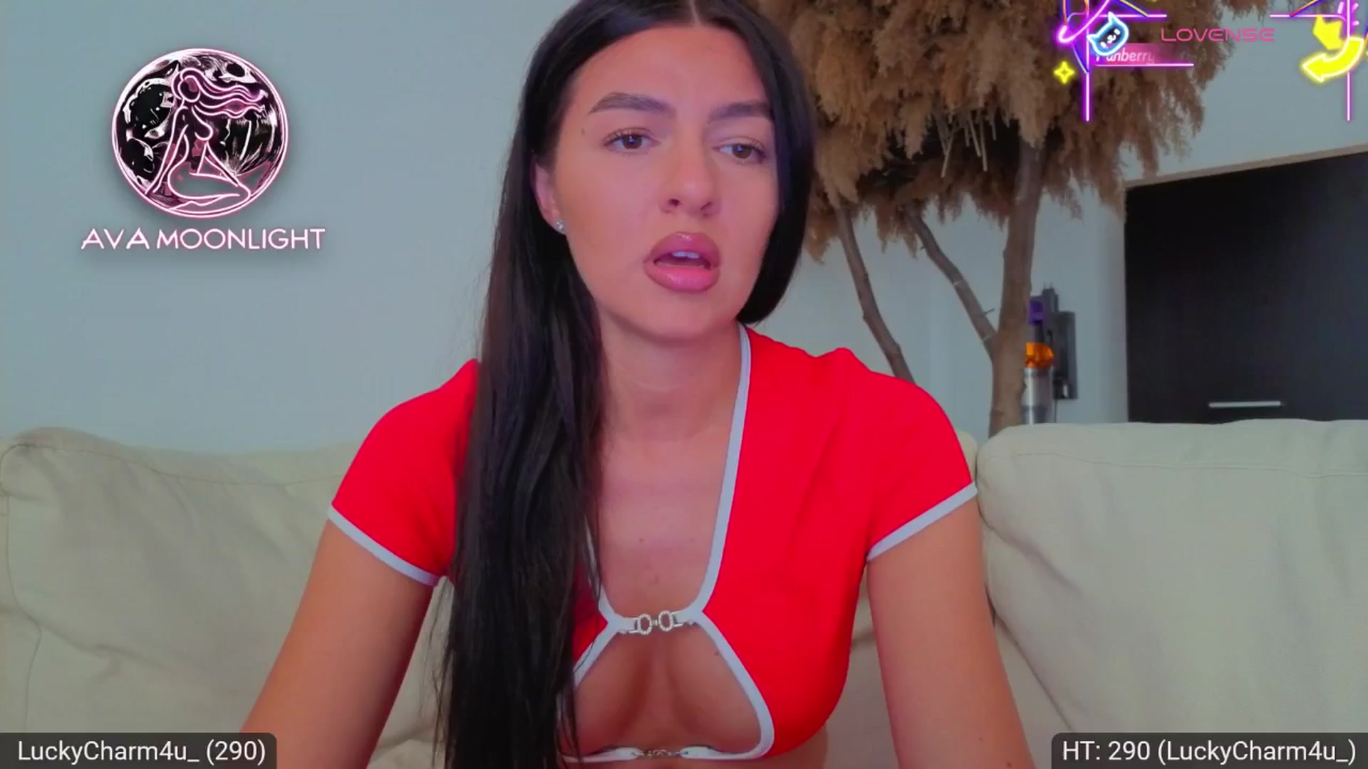 Gallery image thumbnail from AvaMoonlight's myfreecams stream on, 08/27/2025, 16:04 image 11 of 20