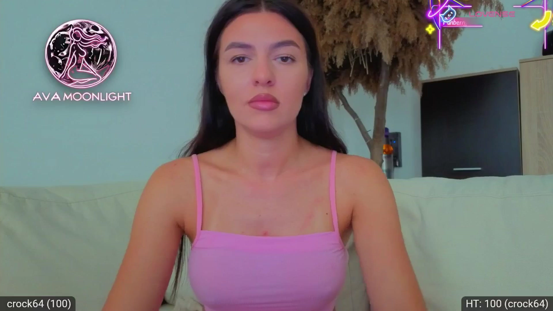 Gallery image thumbnail from AvaMoonlight's myfreecams stream on, 08/28/2025, 16:09 image 15 of 20