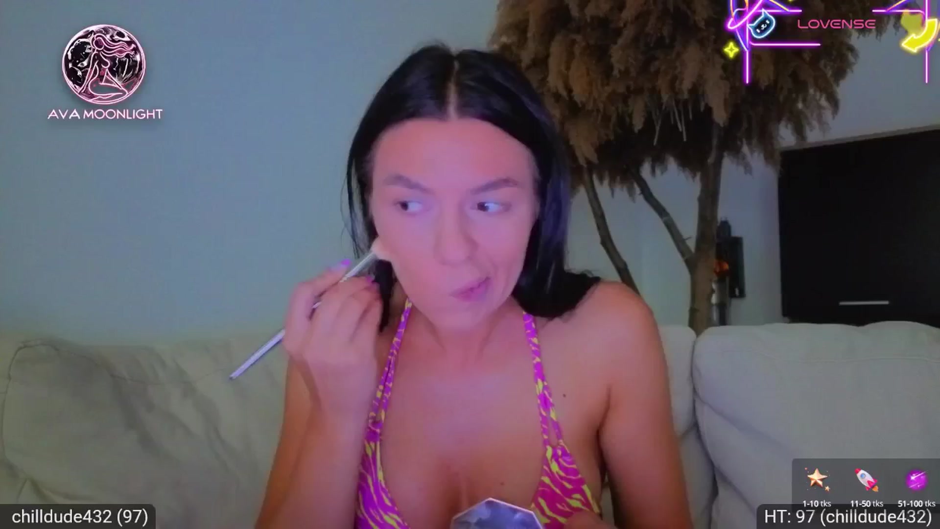Gallery image thumbnail from AvaMoonlight's myfreecams stream on, 08/31/2025, 16:01 image 7 of 20