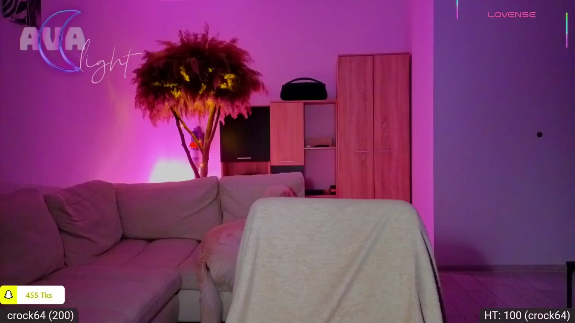 Gallery image thumbnail from AvaMoonlight's myfreecams stream on, 09/05/2025, 24:03 image 3 of 20
