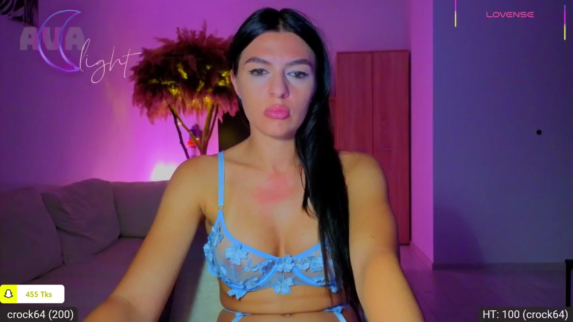 Gallery image thumbnail from AvaMoonlight's myfreecams stream on, 09/05/2025, 24:03 image 8 of 20