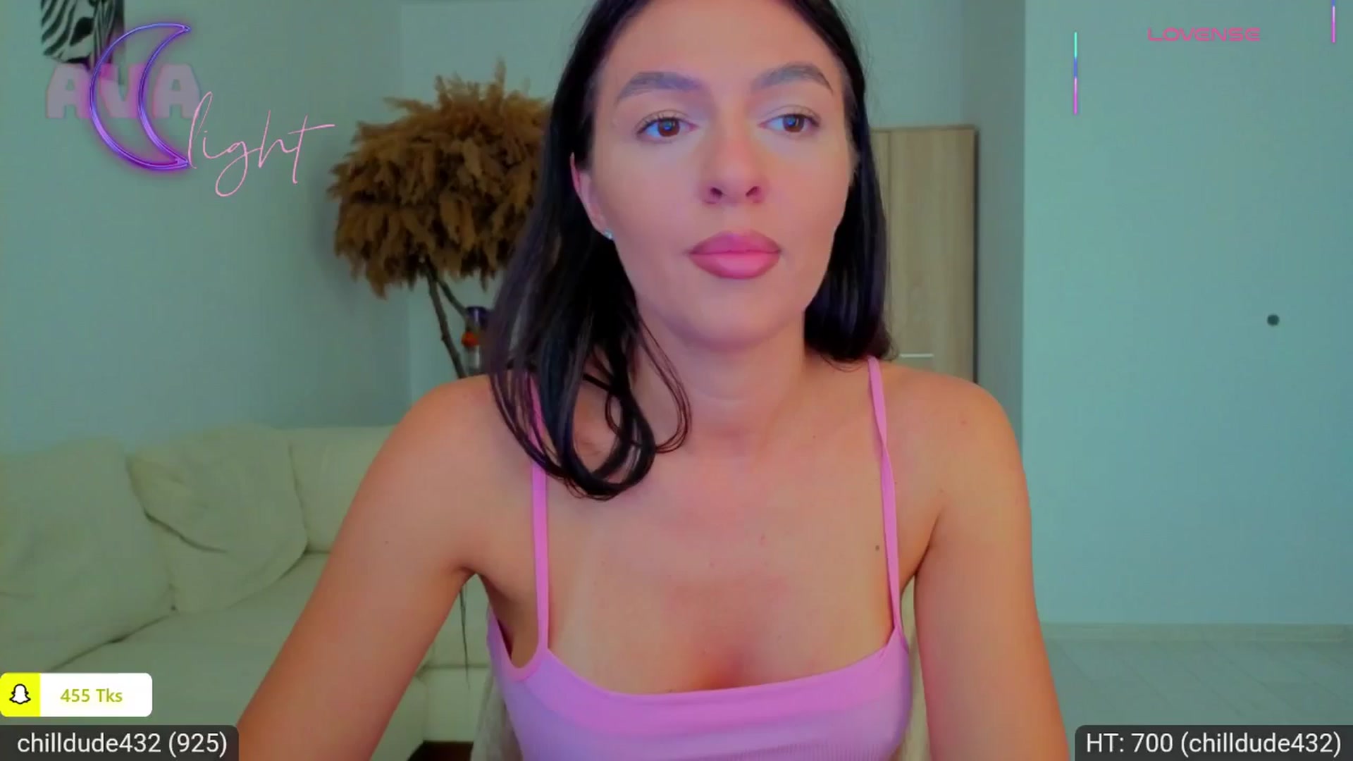 Gallery image thumbnail from AvaMoonlight's myfreecams stream on, 09/05/2025, 16:10 image 18 of 20