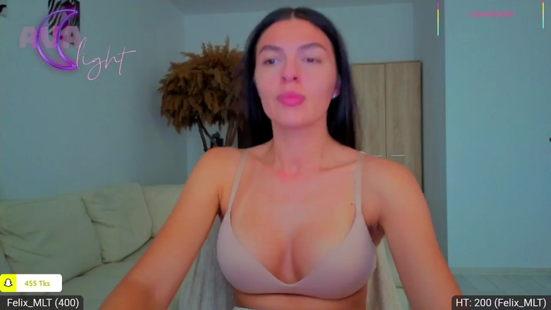 Gallery image thumbnail from AvaMoonlight's myfreecams stream on, 09/07/2025, 16:15 image 17 of 20