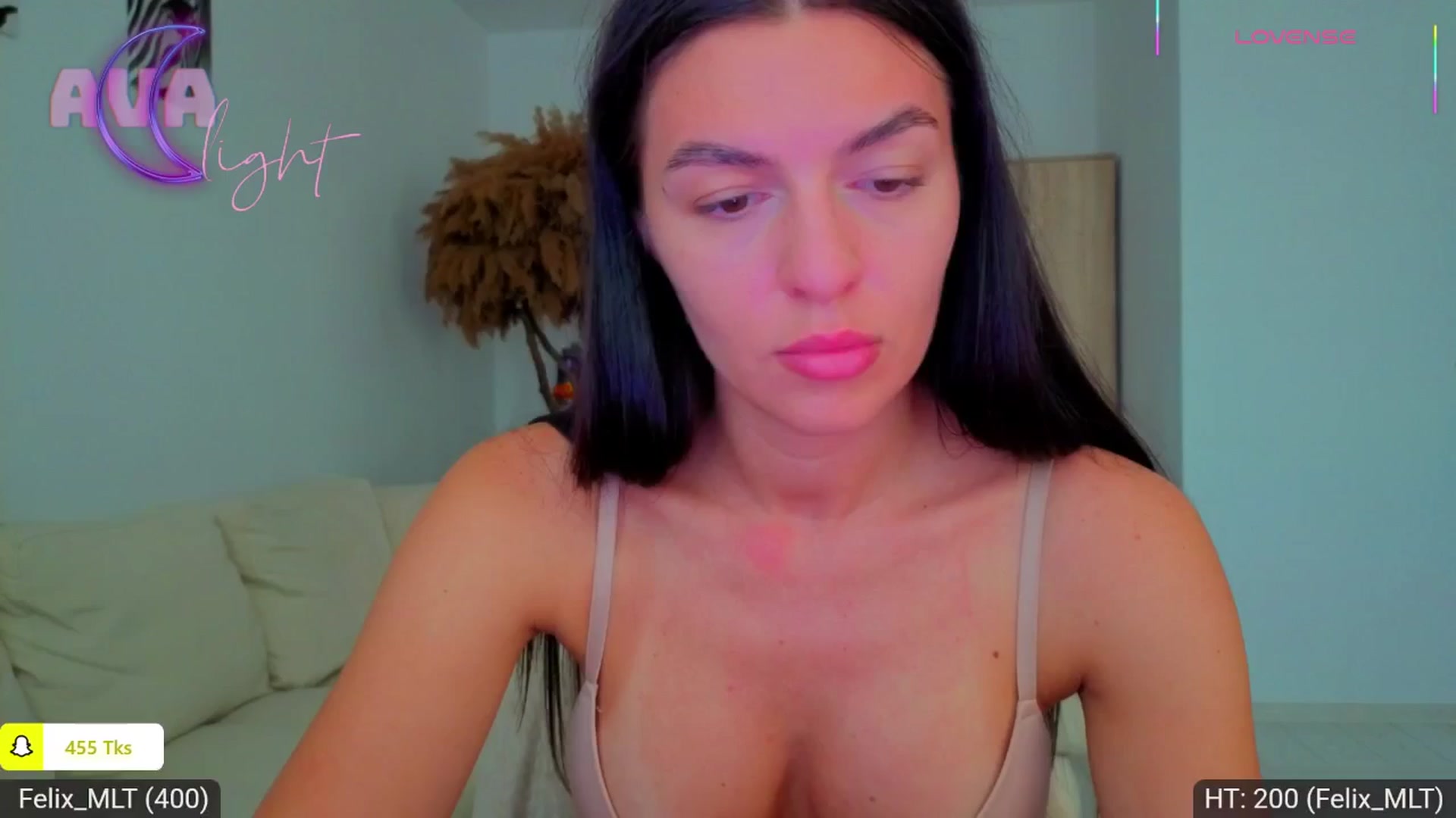 Gallery image thumbnail from AvaMoonlight's myfreecams stream on, 09/07/2025, 16:15 image 12 of 20