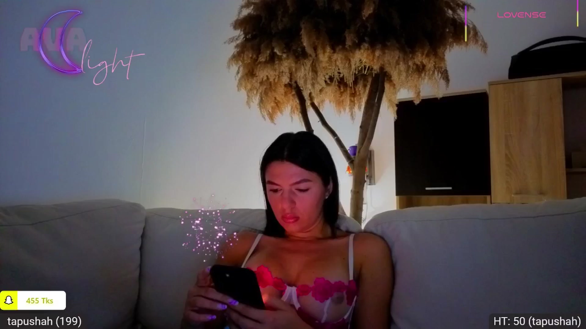 Gallery image thumbnail from AvaMoonlight's myfreecams stream on, 09/08/2025, 23:54 image 15 of 20