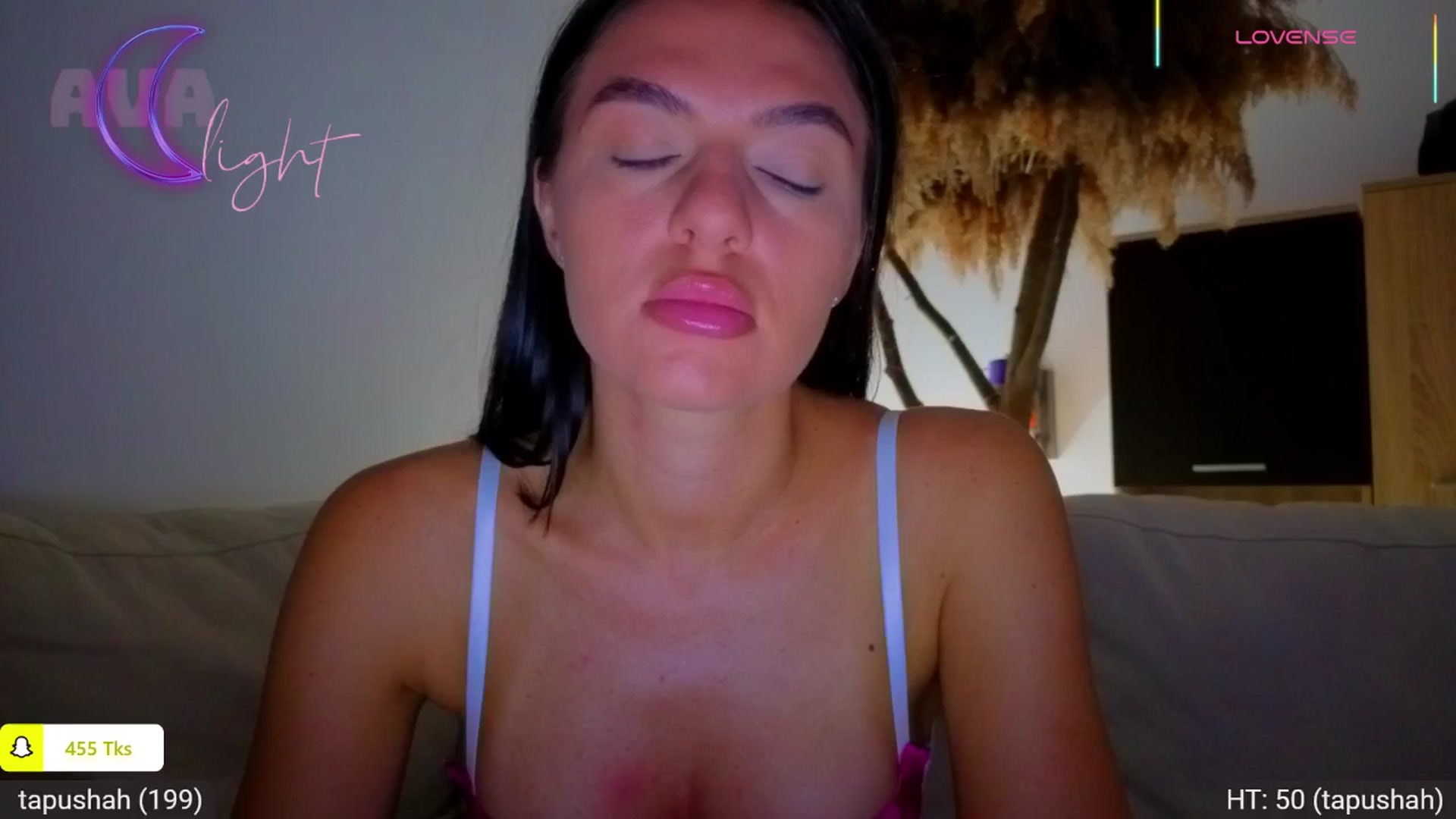 Gallery image thumbnail from AvaMoonlight's myfreecams stream on, 09/08/2025, 23:54 image 8 of 20