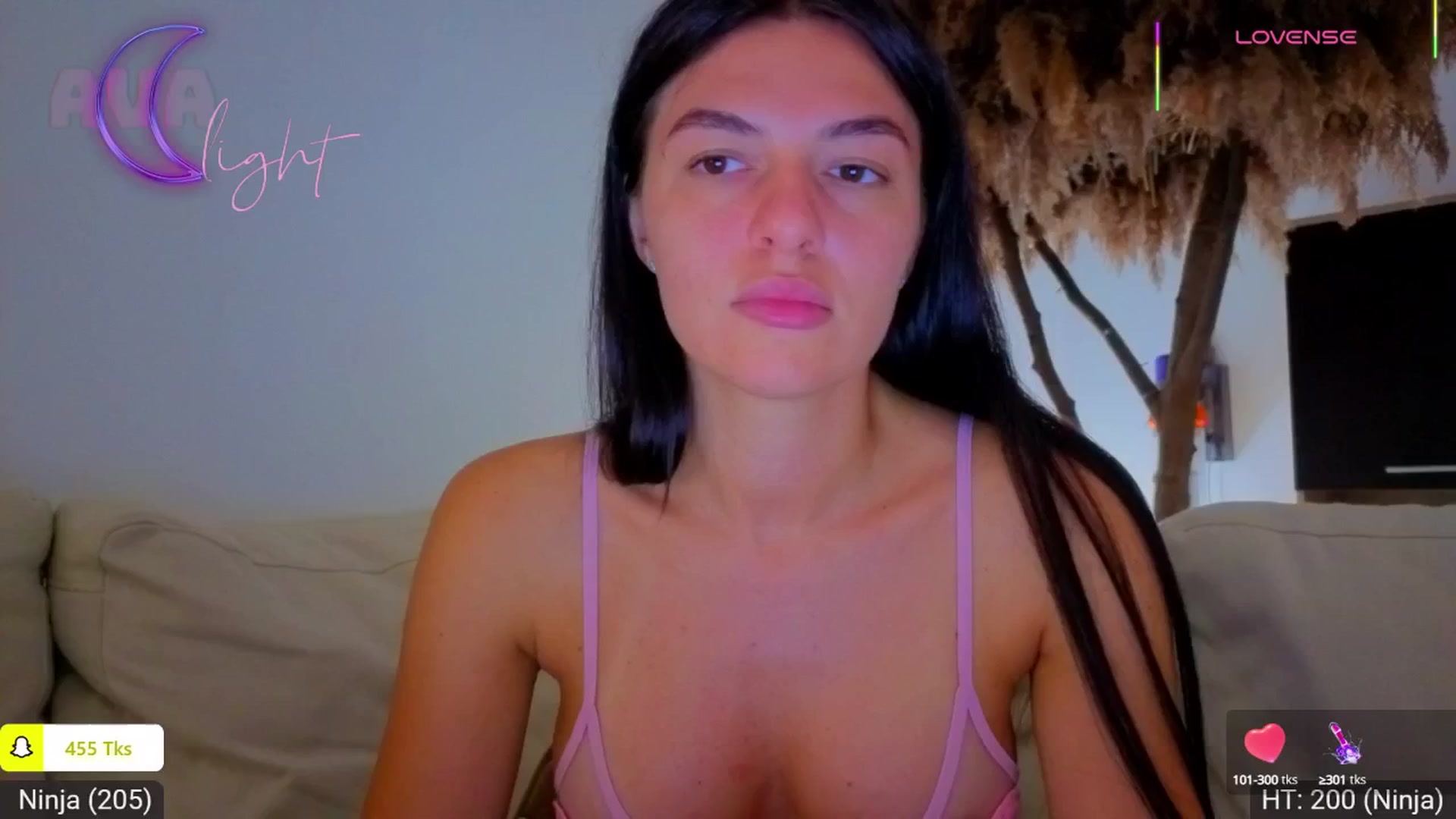 Gallery image thumbnail from AvaMoonlight's myfreecams stream on, 09/11/2025, 24:09 image 15 of 20