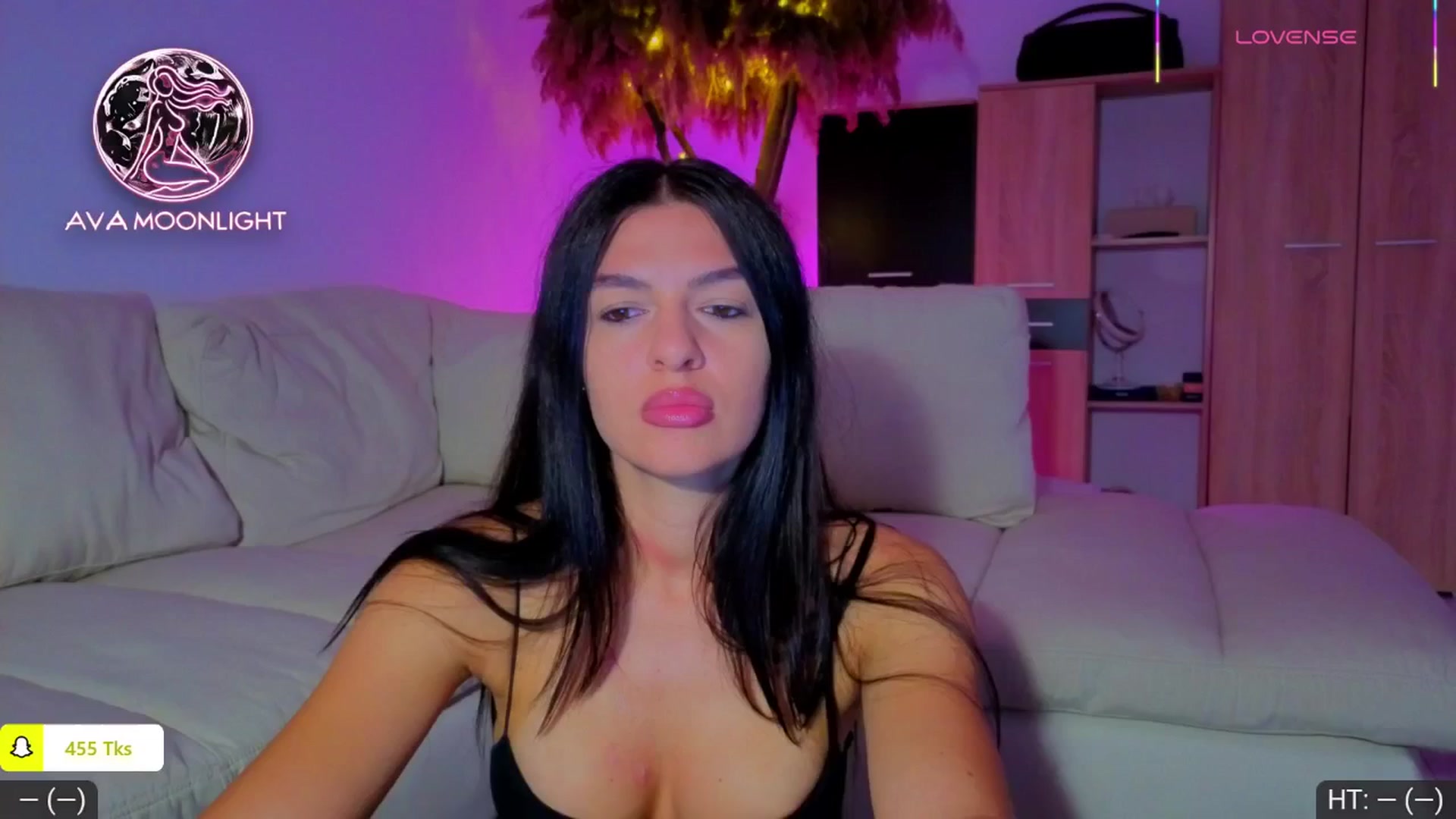 Gallery image thumbnail from AvaMoonlight's myfreecams stream on, 09/12/2025, 24:47 image 4 of 20