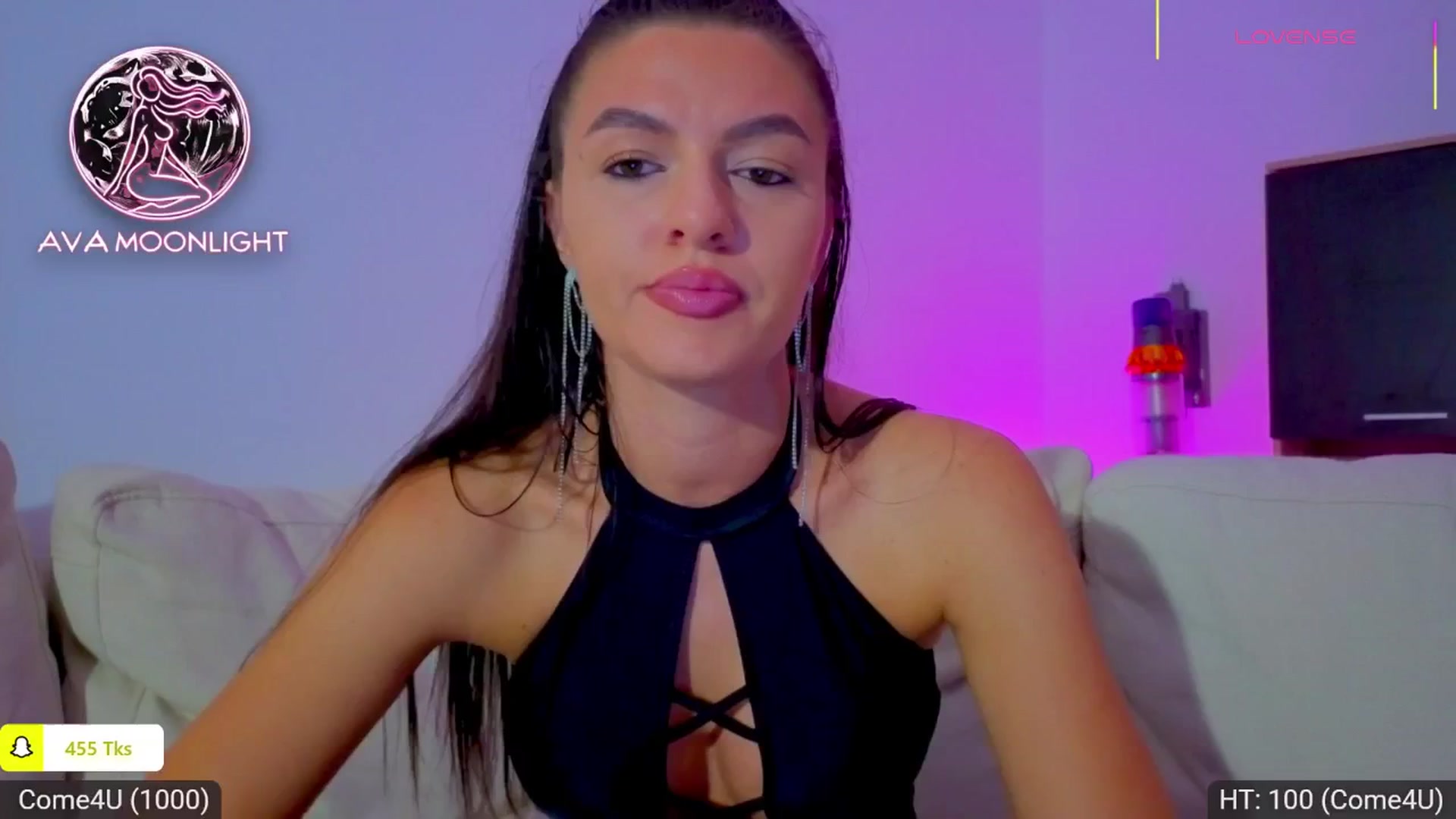 Gallery image thumbnail from AvaMoonlight's myfreecams stream on, 09/16/2025, 24:30 image 9 of 20