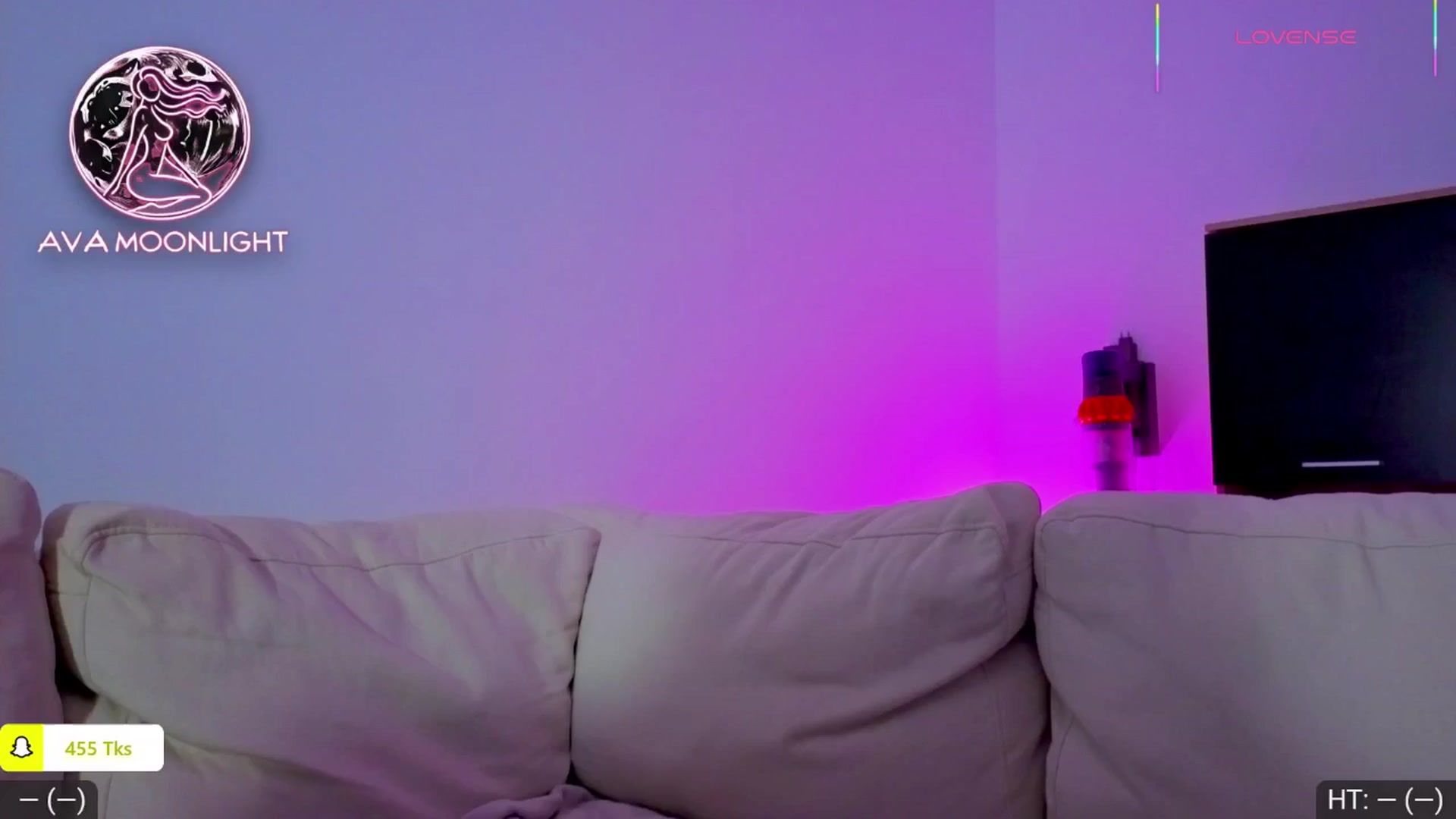 Gallery image thumbnail from AvaMoonlight's myfreecams stream on, 09/16/2025, 24:30 image 1 of 20