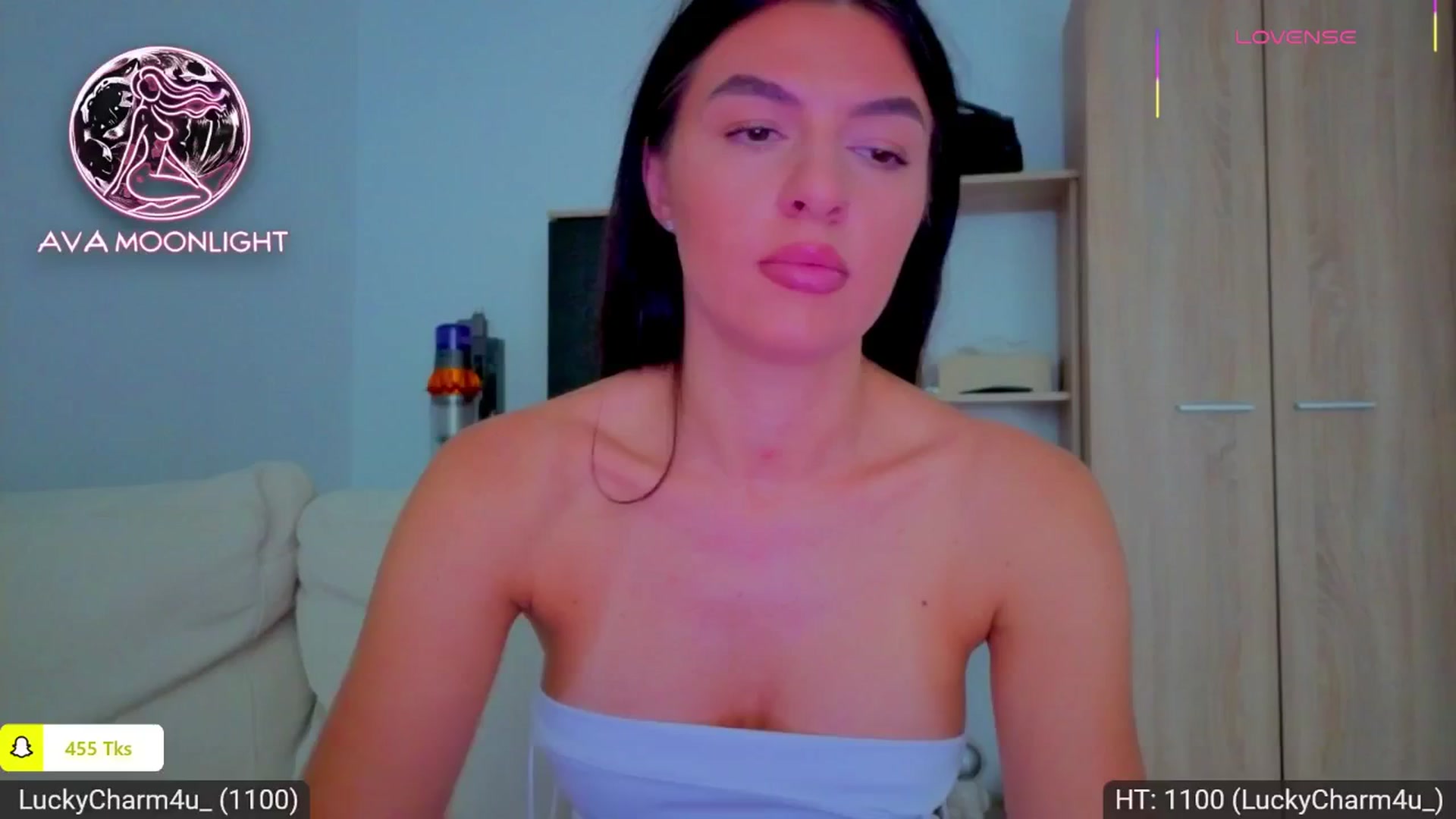 Gallery image thumbnail from AvaMoonlight's myfreecams stream on, 09/18/2025, 16:05 image 16 of 20