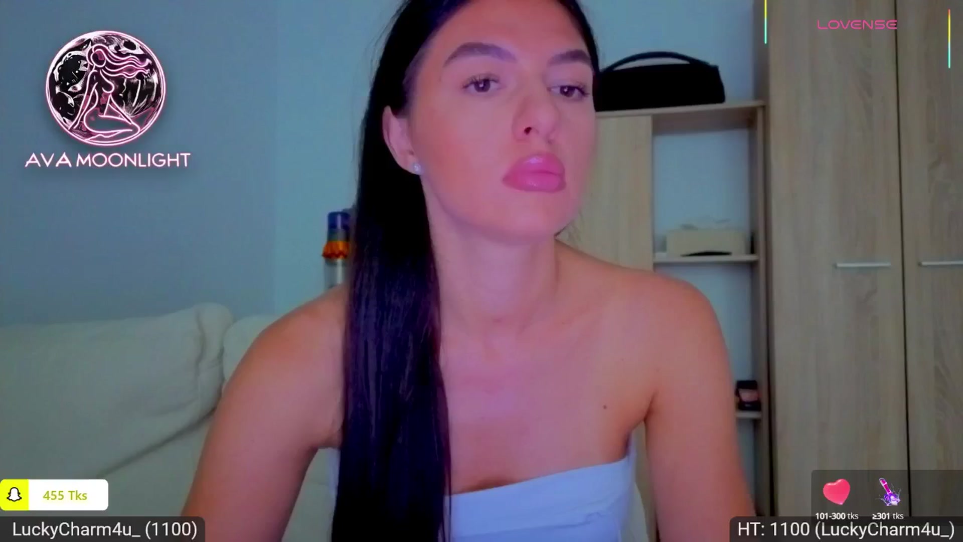 Gallery image thumbnail from AvaMoonlight's myfreecams stream on, 09/18/2025, 16:05 image 19 of 20