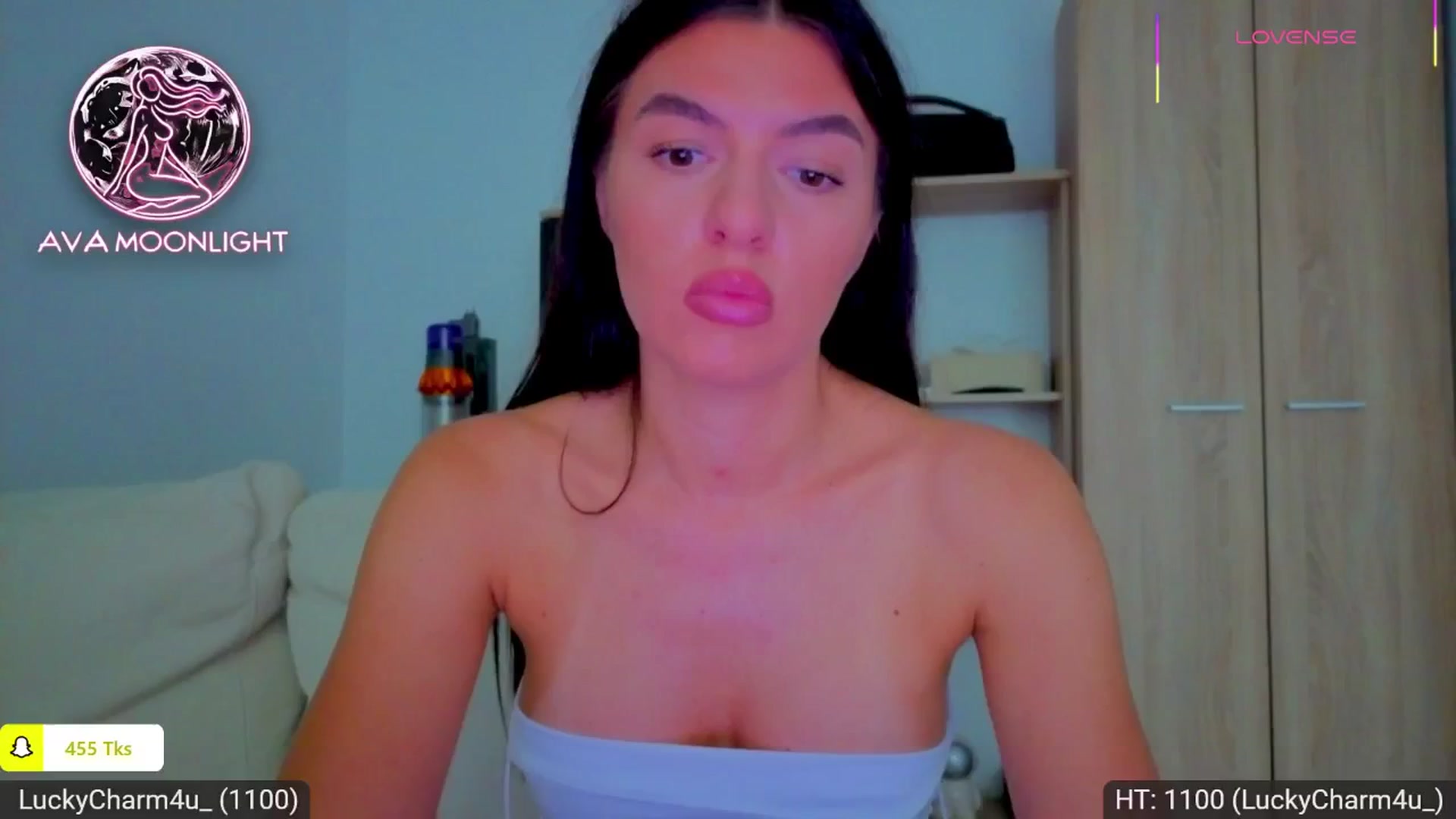 Gallery image thumbnail from AvaMoonlight's myfreecams stream on, 09/18/2025, 16:05 image 17 of 20