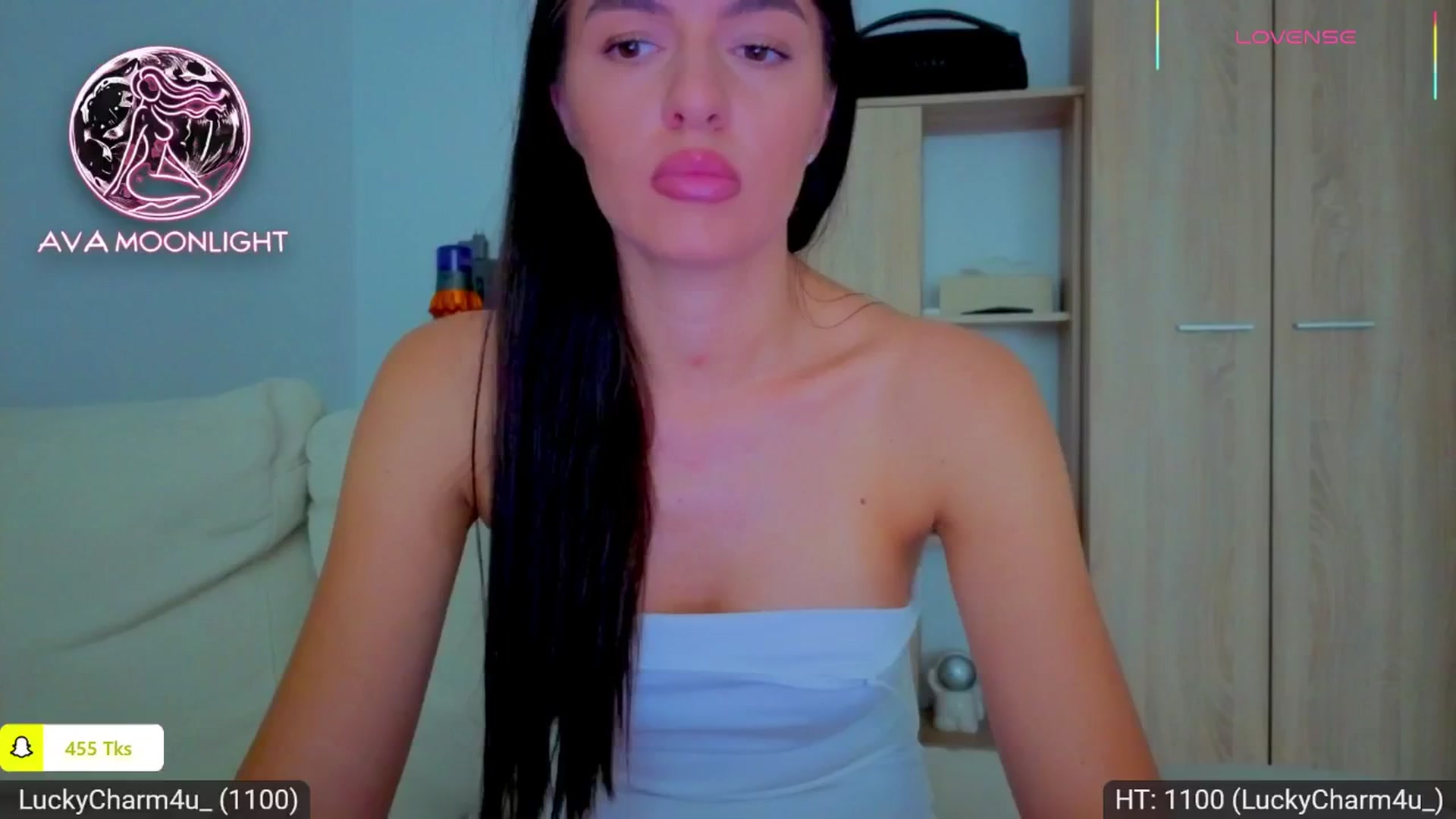 Gallery image thumbnail from AvaMoonlight's myfreecams stream on, 09/18/2025, 16:05 image 15 of 20