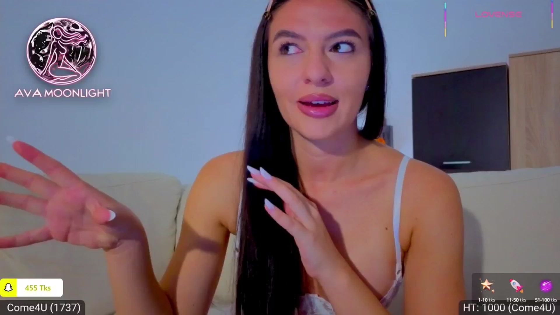 Gallery image thumbnail from AvaMoonlight's myfreecams stream on, 09/23/2025, 24:18 image 4 of 20