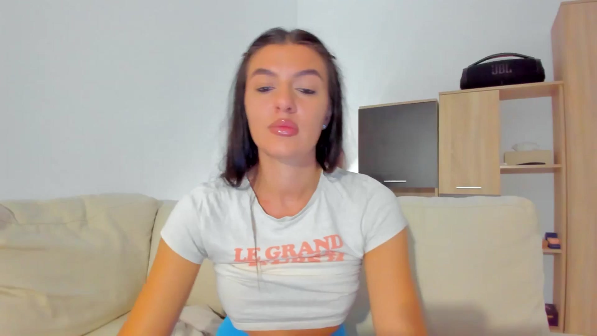 Gallery image thumbnail from AvaMoonlight's myfreecams stream on, 09/25/2025, 23:43 image 14 of 20