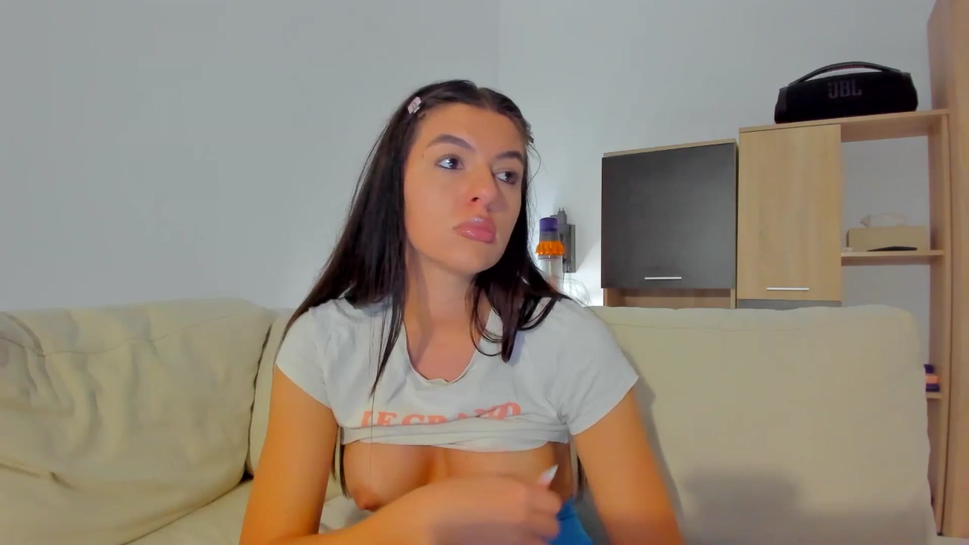 Gallery image thumbnail from AvaMoonlight's myfreecams stream on, 09/26/2025, 24:13 image 19 of 20