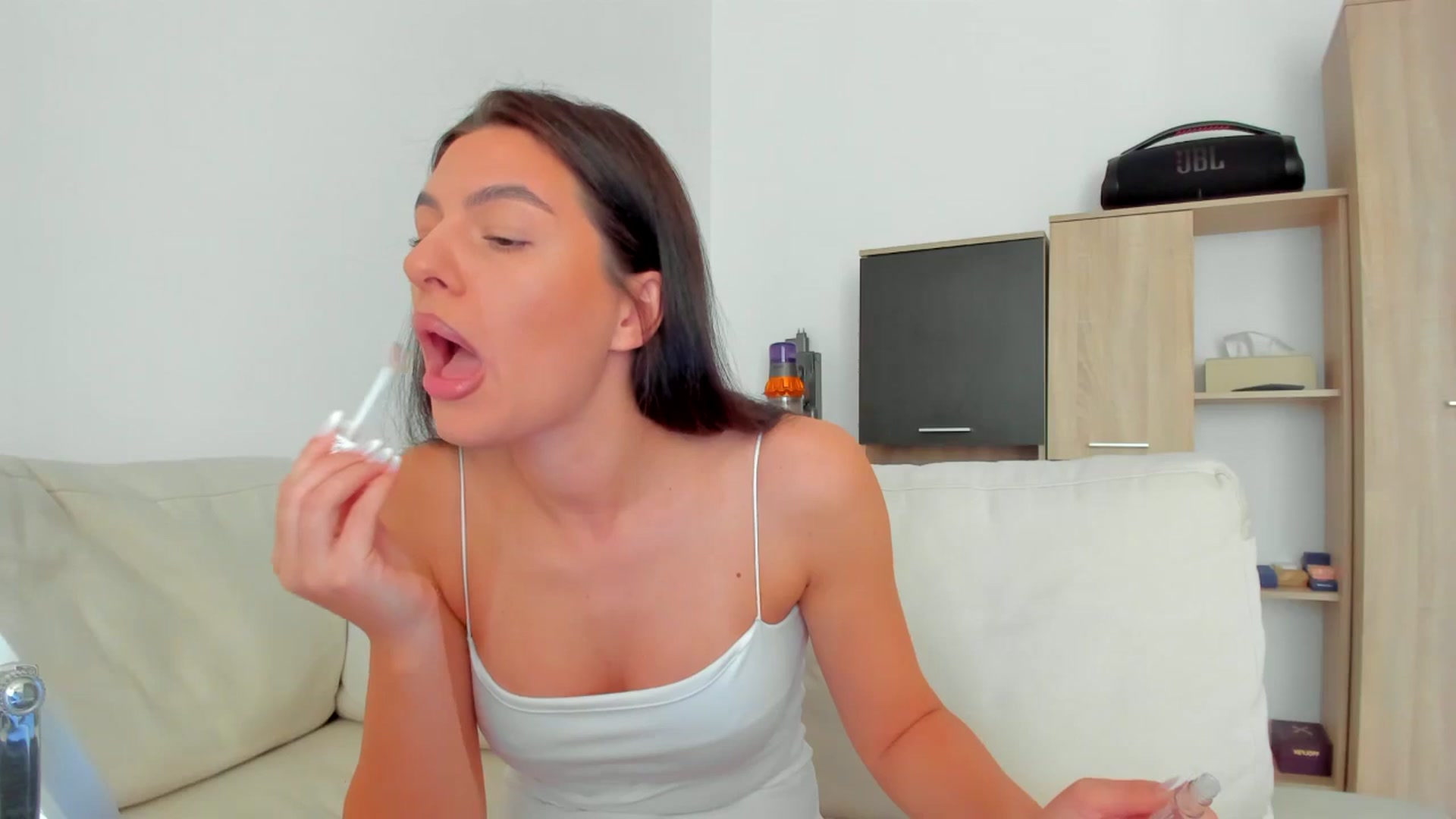 Gallery image thumbnail from AvaMoonlight's myfreecams stream on, 09/26/2025, 15:08 image 5 of 20