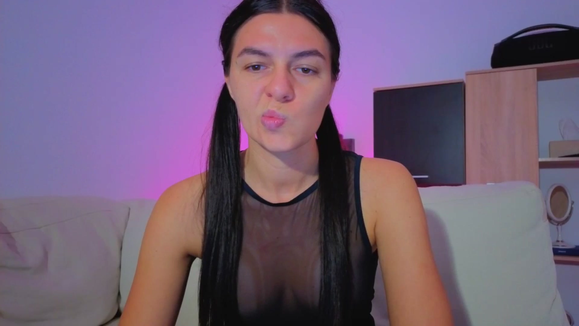 Gallery image thumbnail from AvaMoonlight's myfreecams stream on, 09/30/2025, 24:04 image 3 of 20