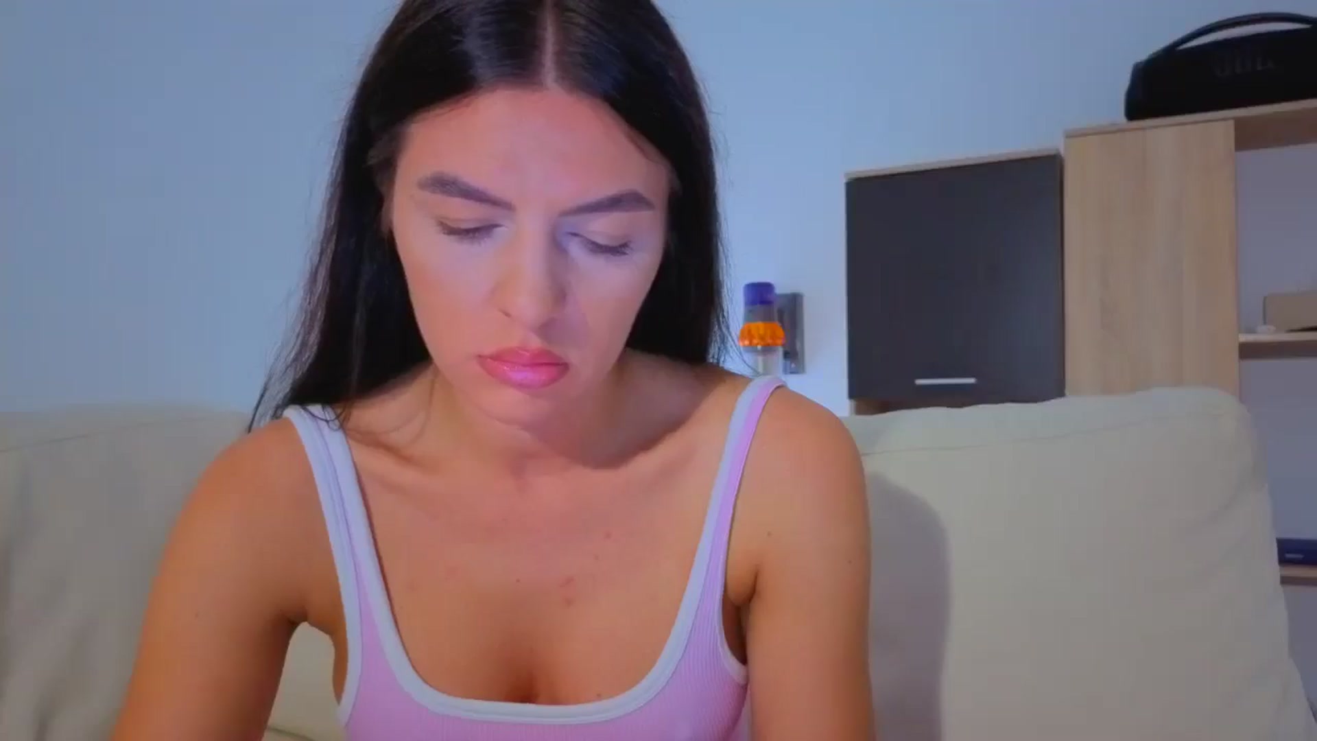Gallery image thumbnail from AvaMoonlight's myfreecams stream on, 09/30/2025, 16:04 image 19 of 20