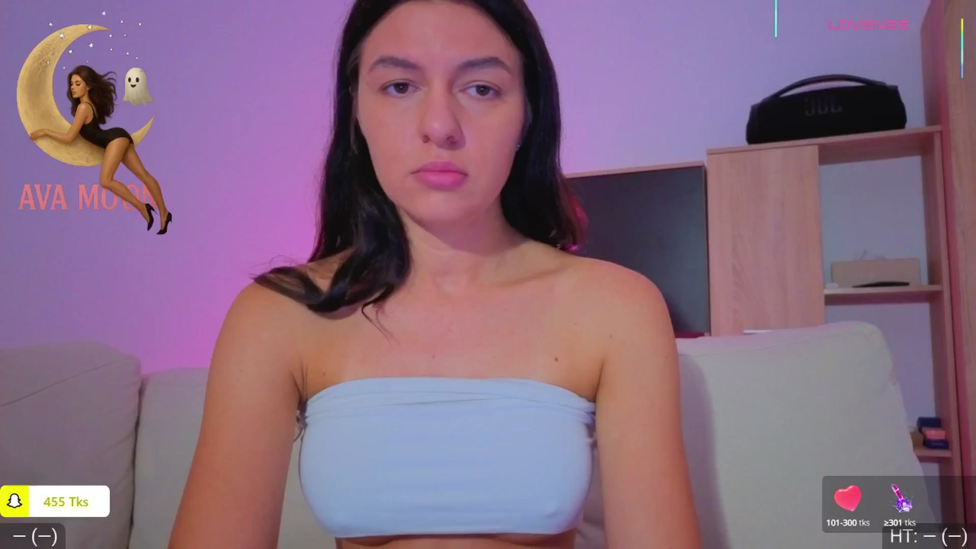 Gallery image thumbnail from AvaMoonlight's myfreecams stream on, 10/04/2025, 16:04 image 5 of 20