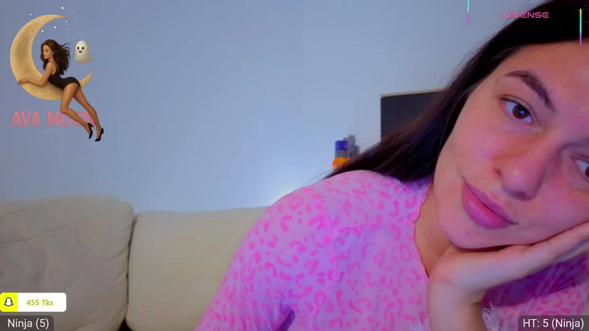 Gallery image thumbnail from AvaMoonlight's myfreecams stream on, 10/14/2025, 16:14 image 15 of 20