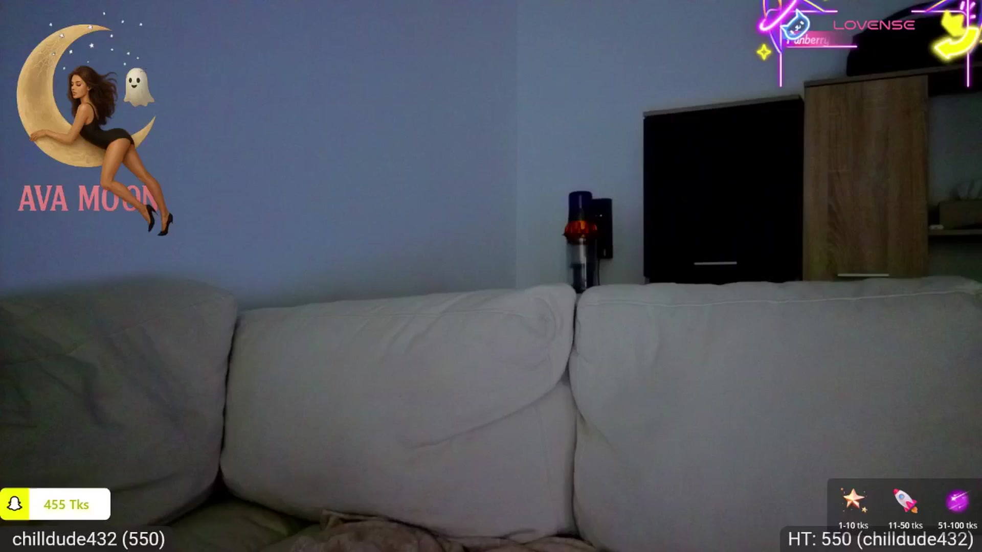 Gallery image thumbnail from AvaMoonlight's myfreecams stream on, 10/17/2025, 16:04 image 13 of 20