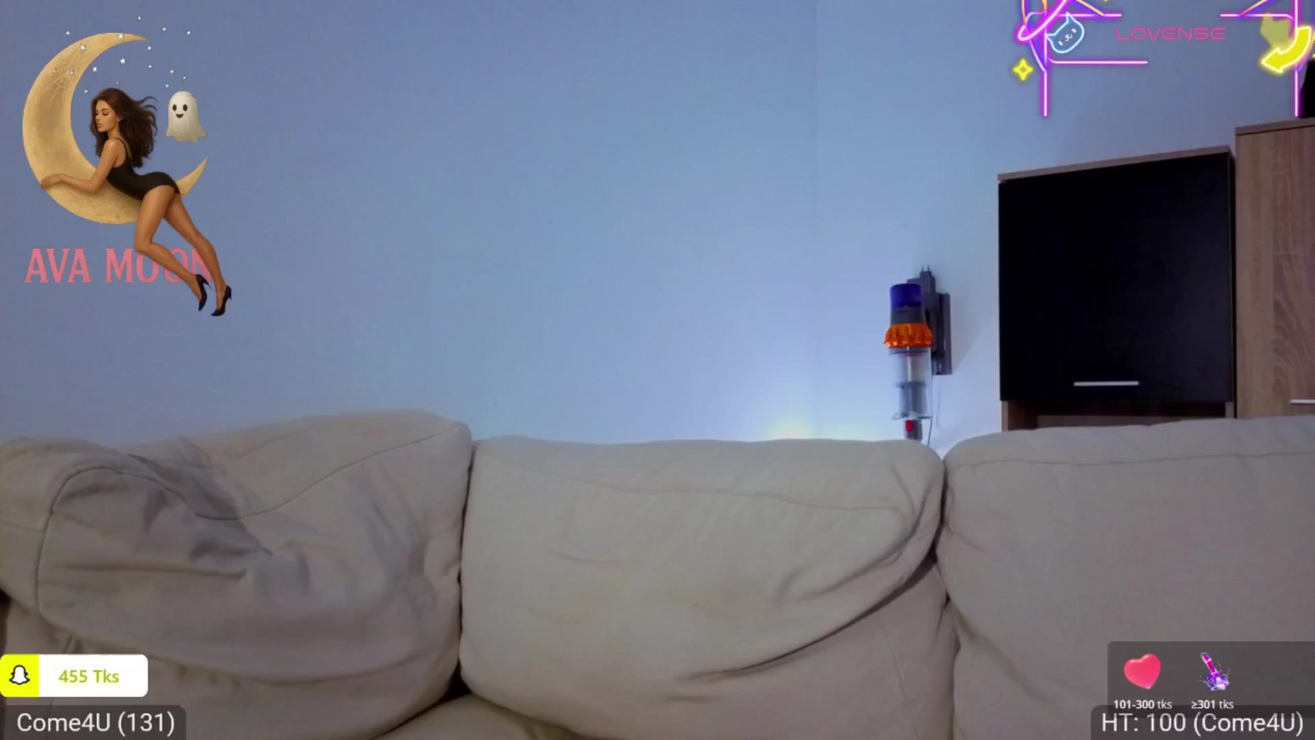 Gallery image thumbnail from AvaMoonlight's myfreecams stream on, 10/18/2025, 23:19 image 9 of 20