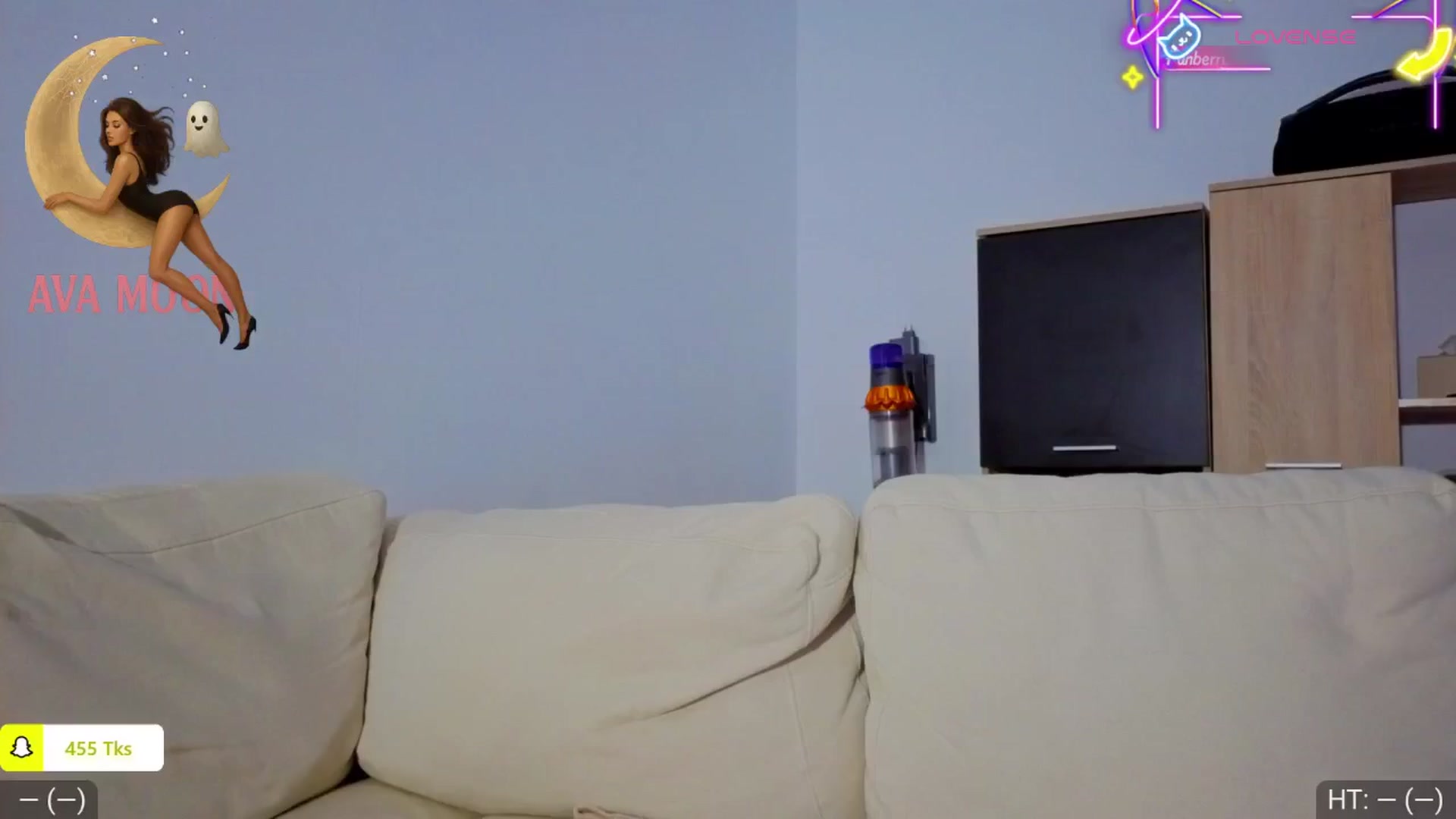 Gallery image thumbnail from AvaMoonlight's myfreecams stream on, 10/21/2025, 14:44 image 9 of 20